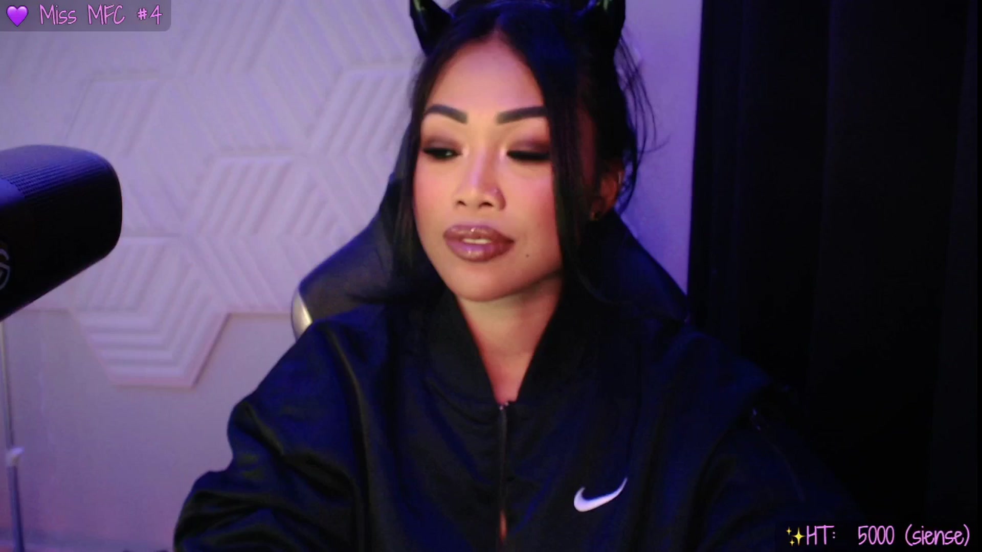 Gallery image thumbnail from SinCityVEE's myfreecams stream on, 09/11/2025, 06:57 image 4 of 20