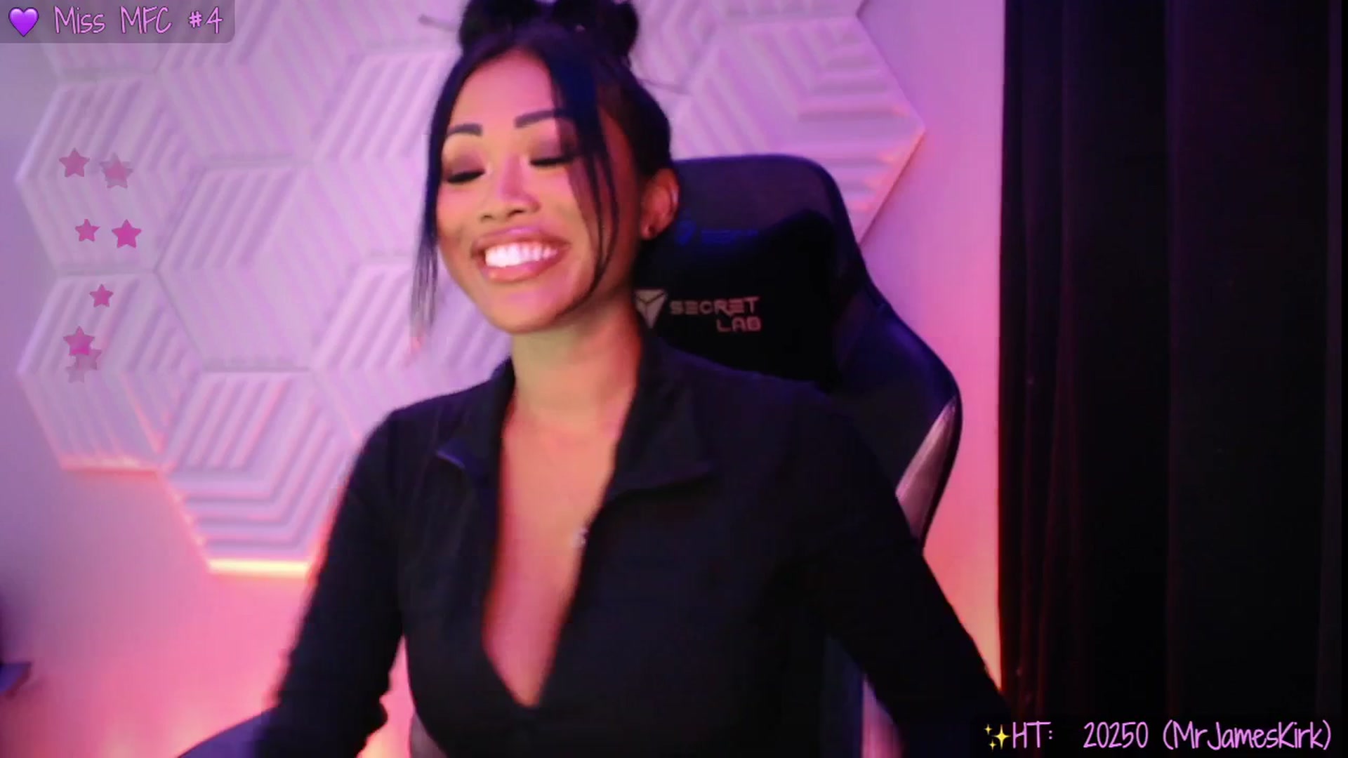 Gallery image thumbnail from SinCityVEE's myfreecams stream on, 09/12/2025, 07:35 image 17 of 20