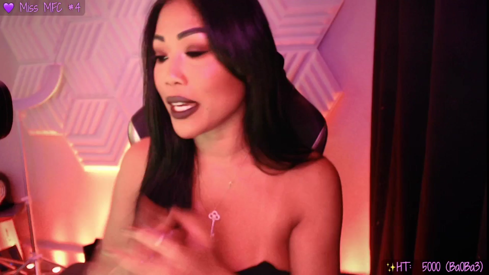 Gallery image thumbnail from SinCityVEE's myfreecams stream on, 09/14/2025, 09:59 image 12 of 20