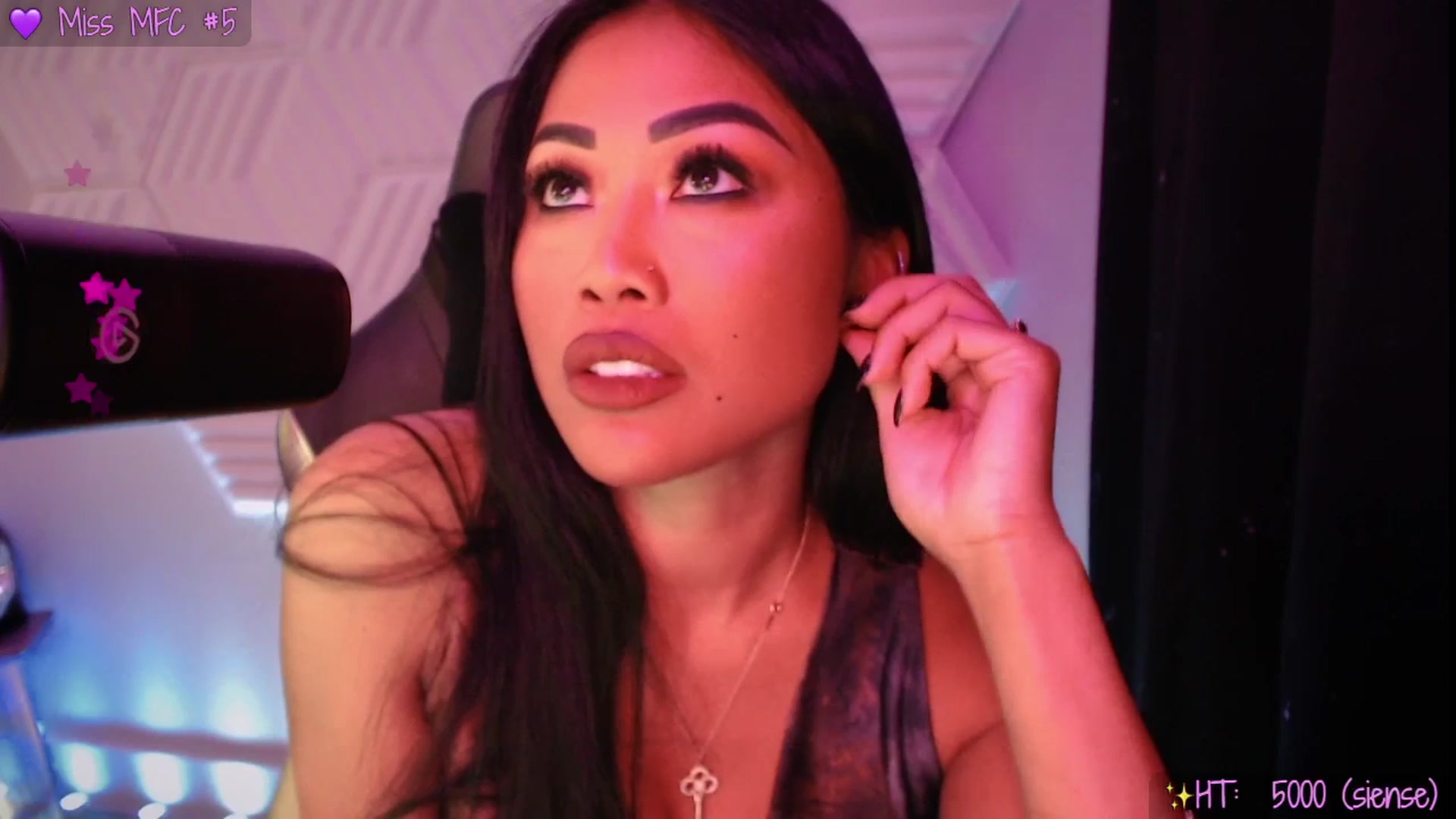 Gallery image thumbnail from SinCityVEE's myfreecams stream on, 09/18/2025, 05:33 image 4 of 20