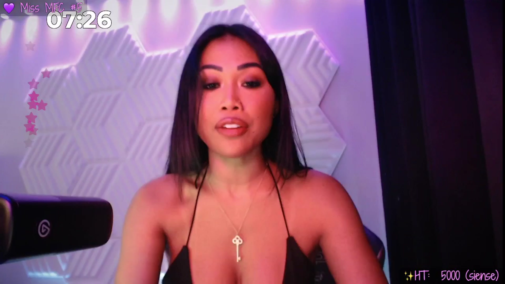 Gallery image thumbnail from SinCityVEE's myfreecams stream on, 09/20/2025, 08:57 image 19 of 20