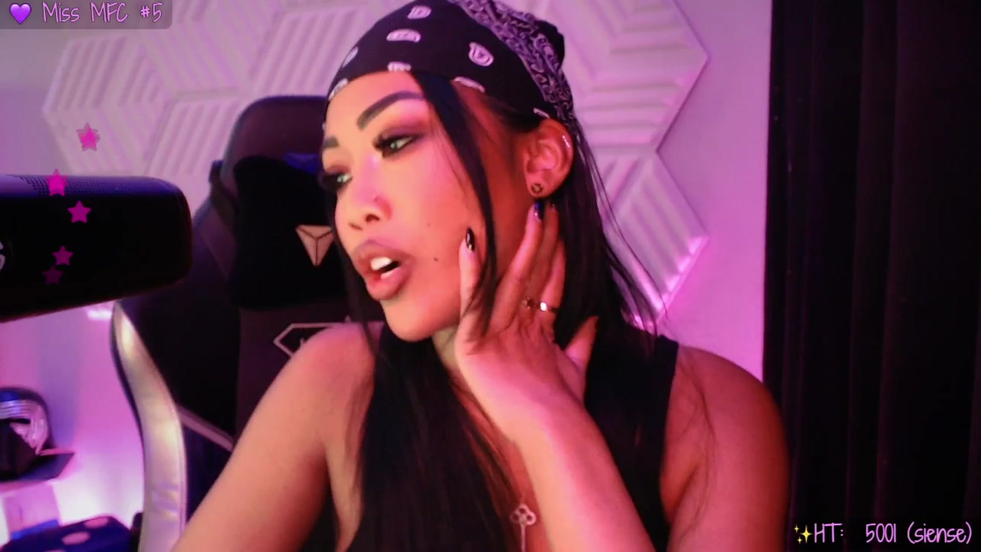Gallery image thumbnail from SinCityVEE's myfreecams stream on, 09/22/2025, 07:16 image 8 of 20