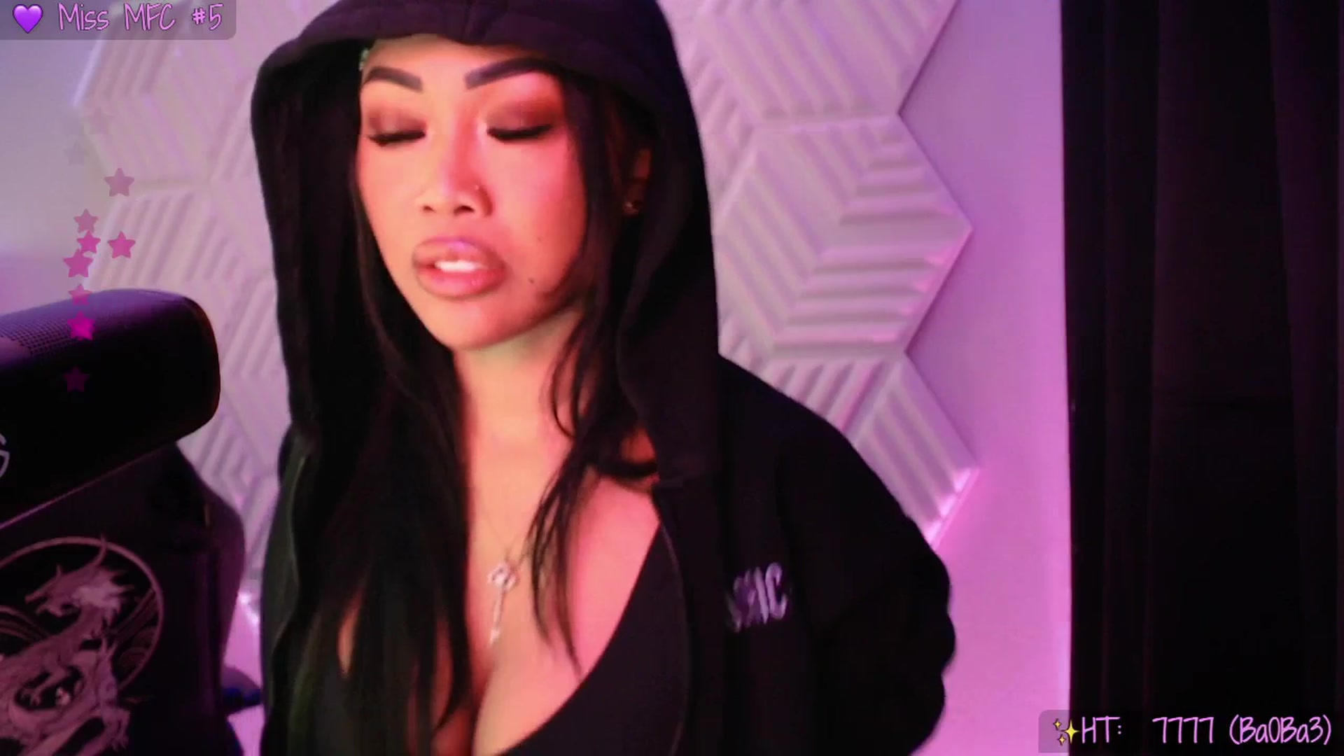 Gallery image thumbnail from SinCityVEE's myfreecams stream on, 09/22/2025, 07:16 image 16 of 20