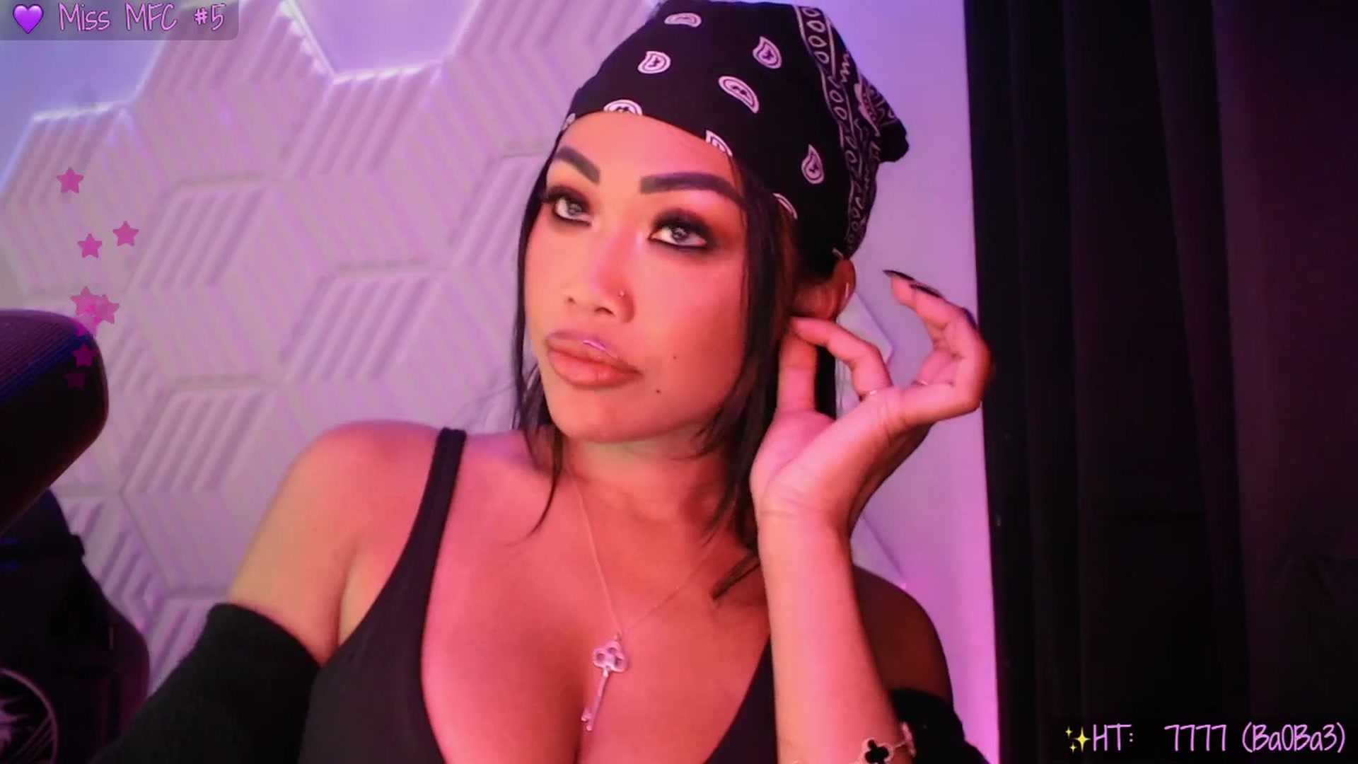 Gallery image thumbnail from SinCityVEE's myfreecams stream on, 09/22/2025, 07:16 image 14 of 20