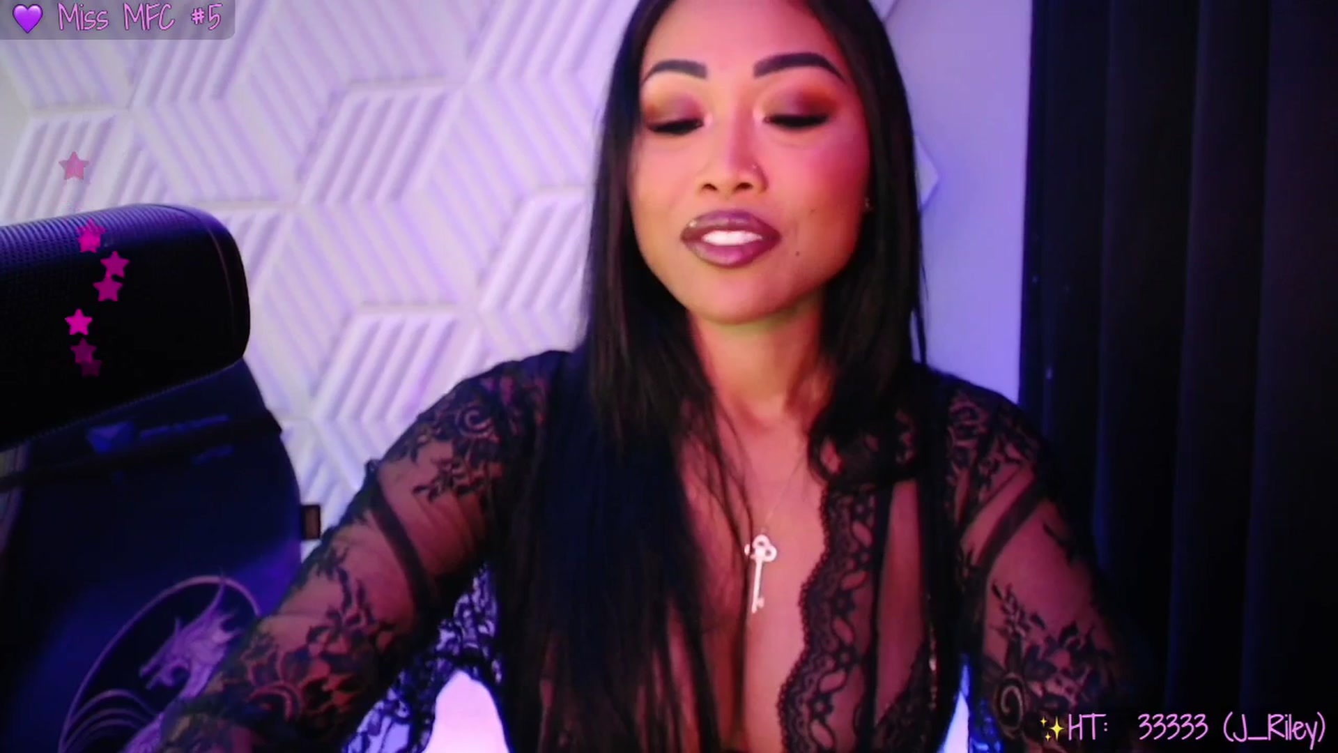 Gallery image thumbnail from SinCityVEE's myfreecams stream on, 09/27/2025, 07:27 image 7 of 20