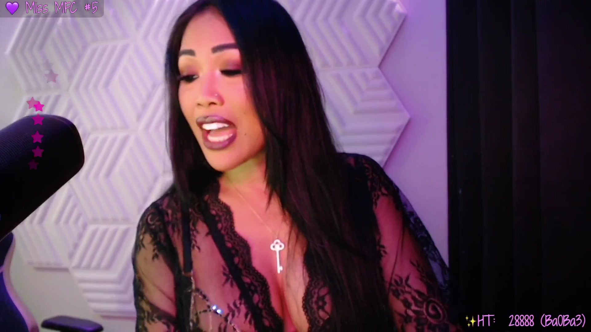 Gallery image thumbnail from SinCityVEE's myfreecams stream on, 09/27/2025, 07:27 image 3 of 20