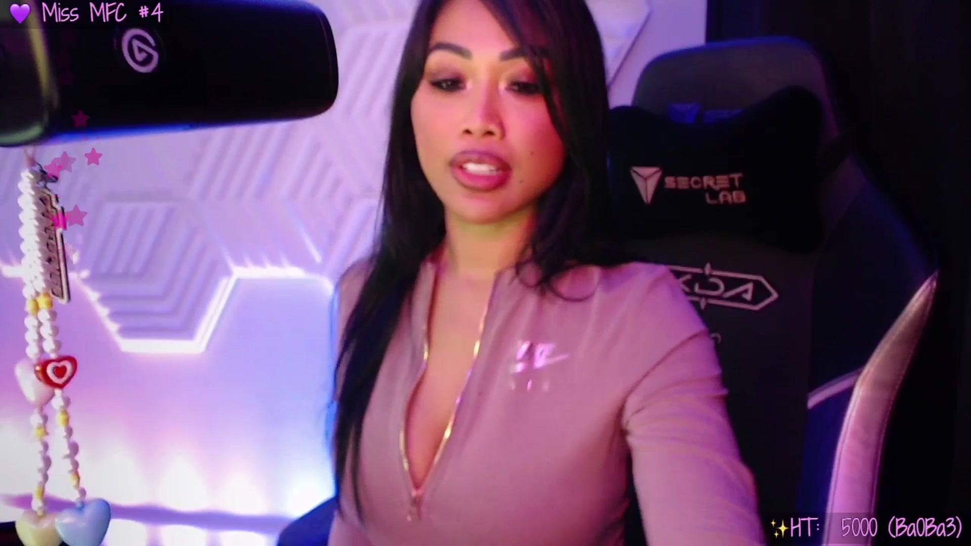 Gallery image thumbnail from SinCityVEE's myfreecams stream on, 09/29/2025, 08:11 image 7 of 20