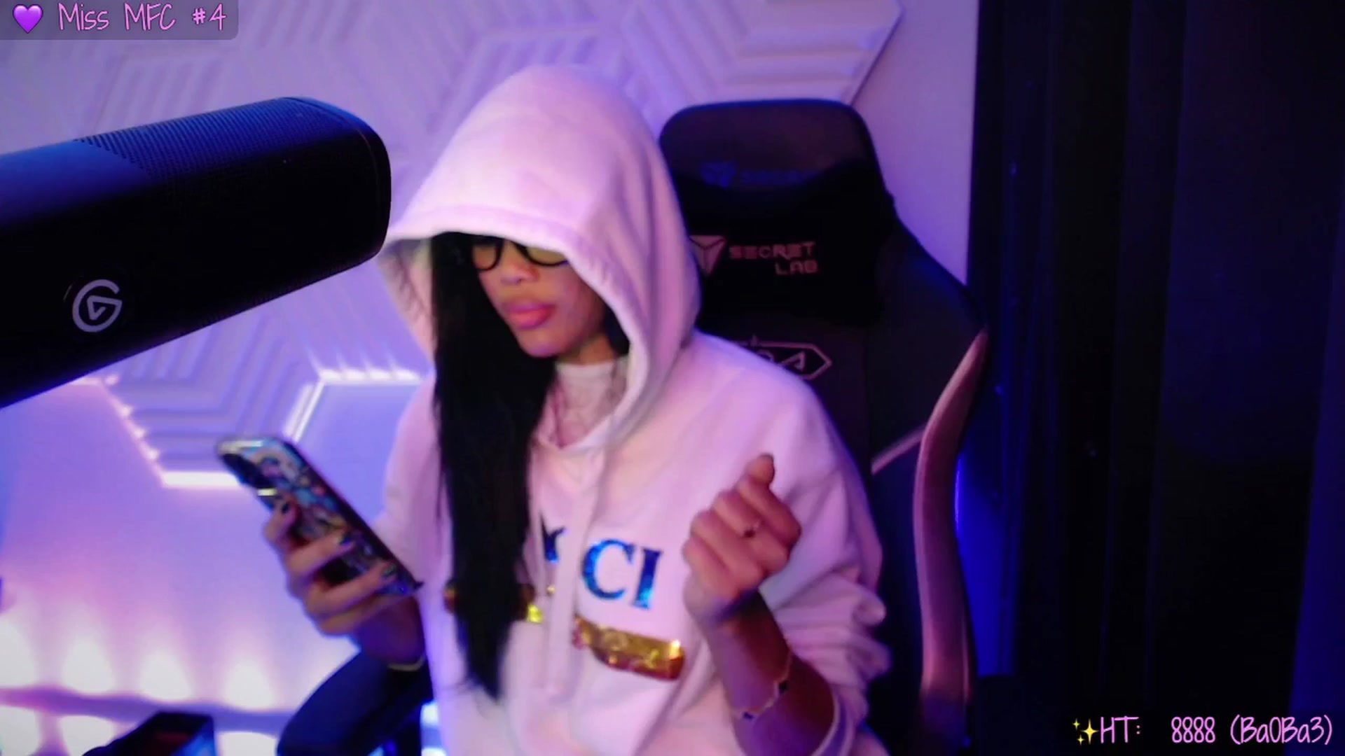 Gallery image thumbnail from SinCityVEE's myfreecams stream on, 09/29/2025, 12:04 image 9 of 20