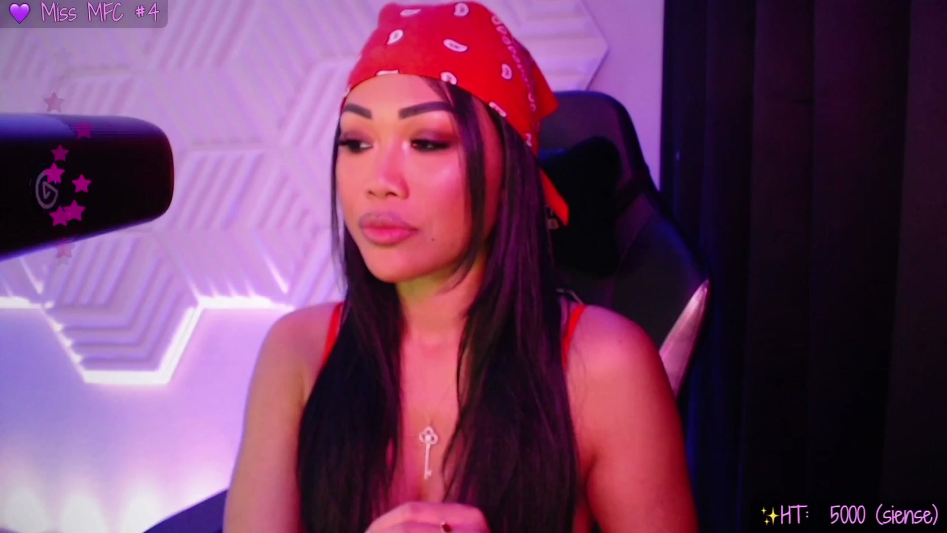Gallery image thumbnail from SinCityVEE's myfreecams stream on, 09/30/2025, 10:26 image 5 of 20