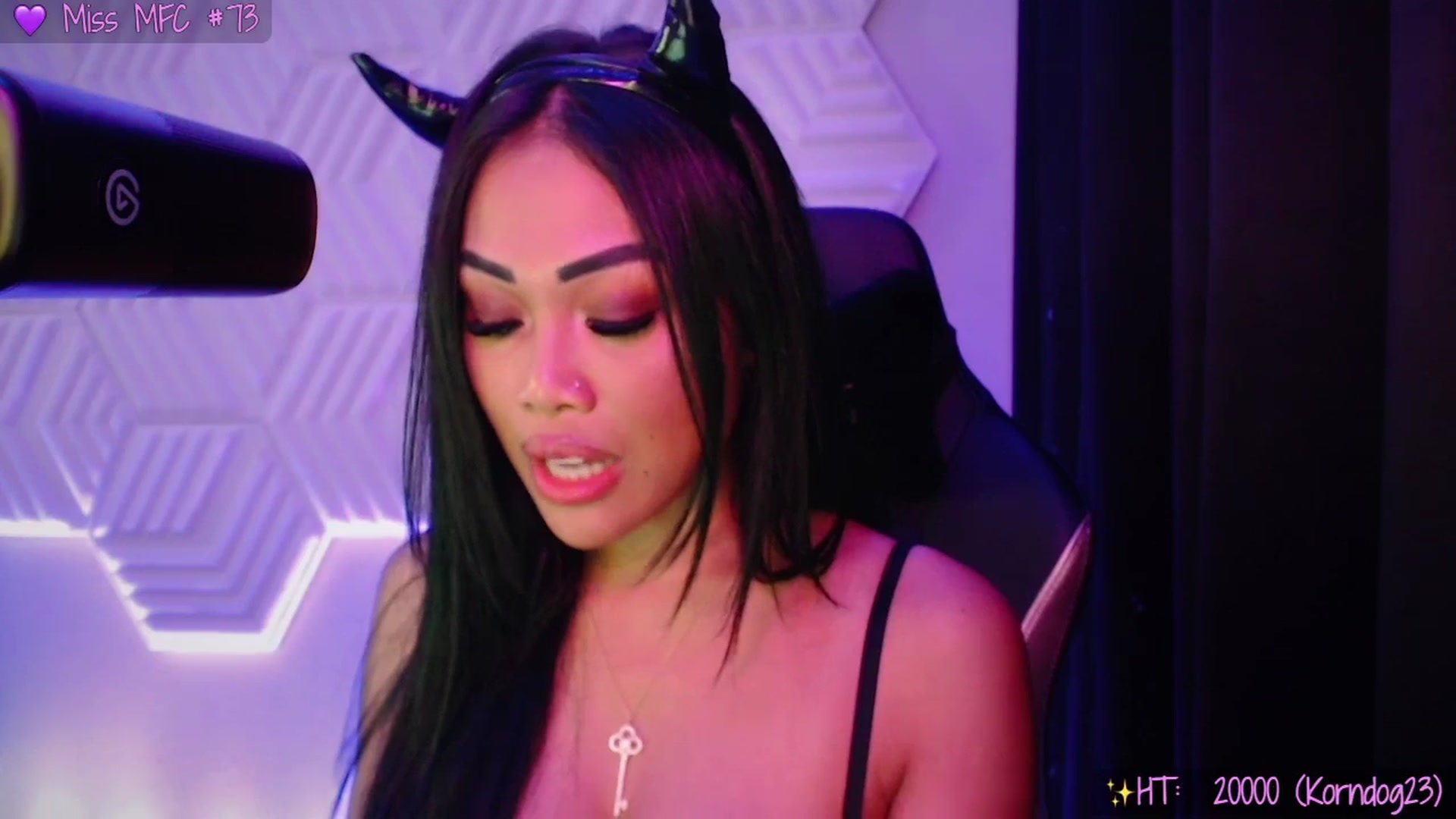 Gallery image thumbnail from SinCityVEE's myfreecams stream on, 10/04/2025, 10:44 image 9 of 20