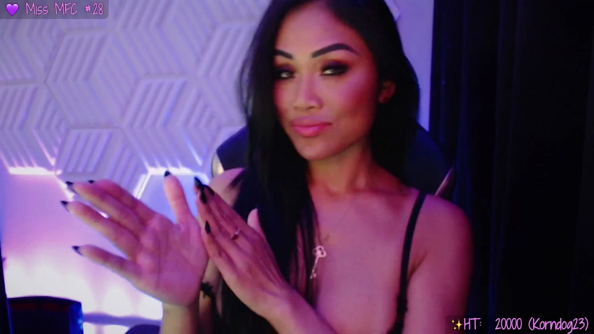 Gallery image thumbnail from SinCityVEE's myfreecams stream on, 10/04/2025, 15:47 image 10 of 20
