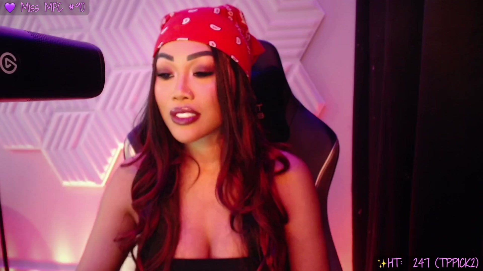 Gallery image thumbnail from SinCityVEE's myfreecams stream on, 10/29/2025, 10:18 image 2 of 20