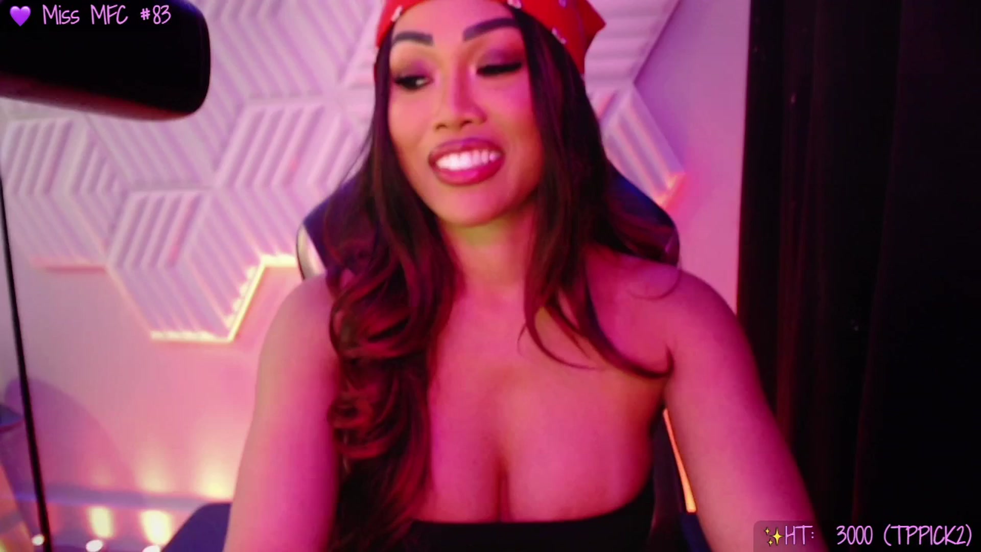 Gallery image thumbnail from SinCityVEE's myfreecams stream on, 10/29/2025, 10:18 image 16 of 20