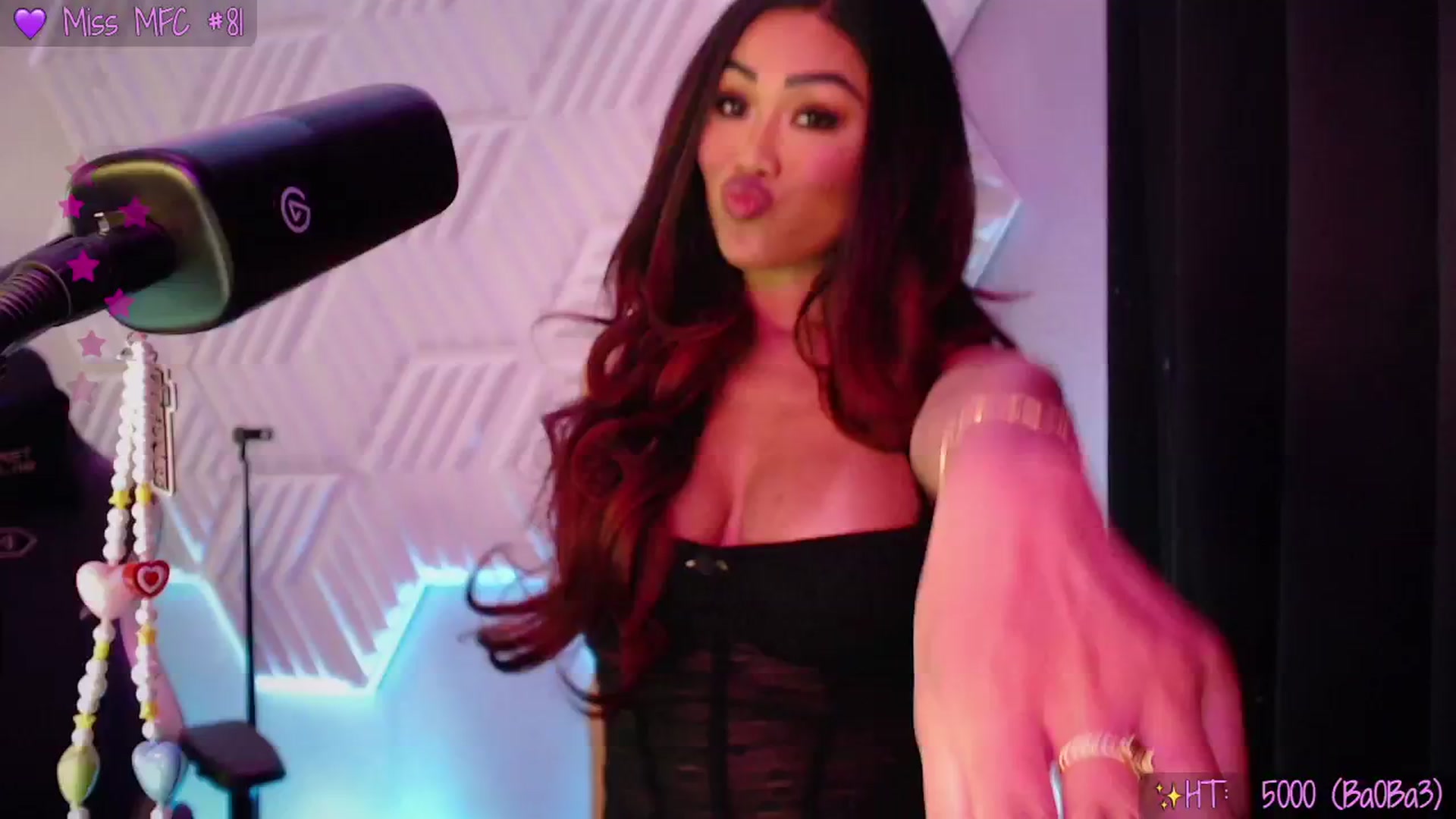 Gallery image thumbnail from SinCityVEE's myfreecams stream on, 10/31/2025, 07:20 image 10 of 20