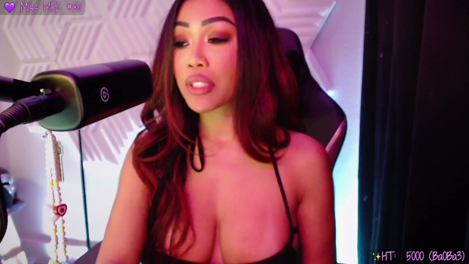 Gallery image thumbnail from SinCityVEE's myfreecams stream on, 10/31/2025, 07:20 image 14 of 20