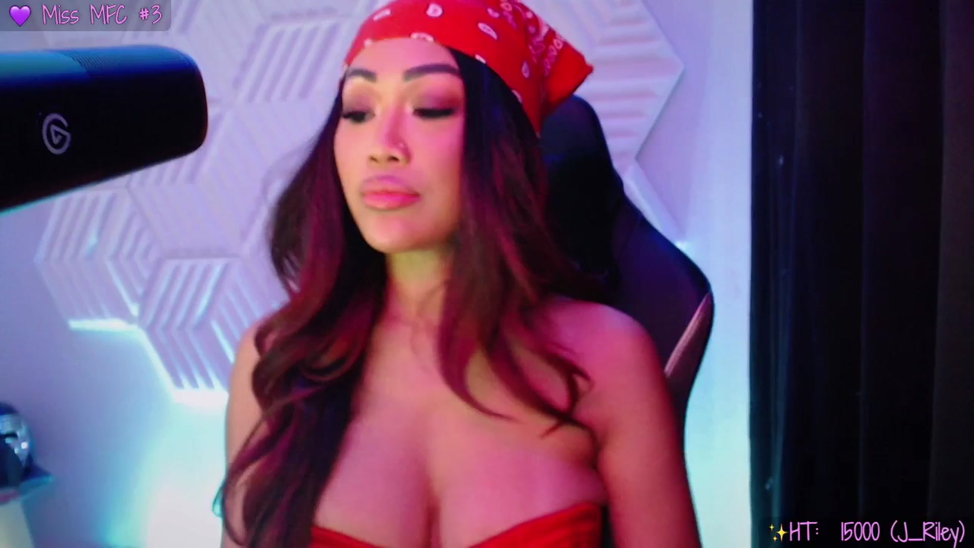 Gallery image thumbnail from SinCityVEE's myfreecams stream on, 11/07/2025, 08:21 image 20 of 20