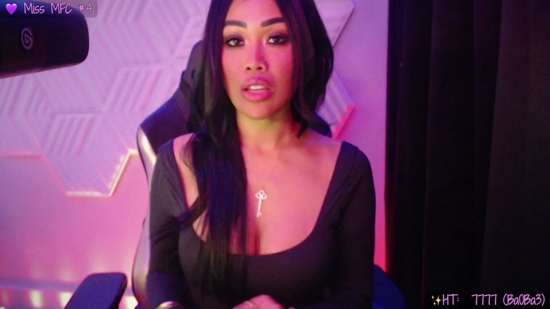 Gallery image thumbnail from SinCityVEE's myfreecams stream on, 11/10/2025, 12:30 image 7 of 20