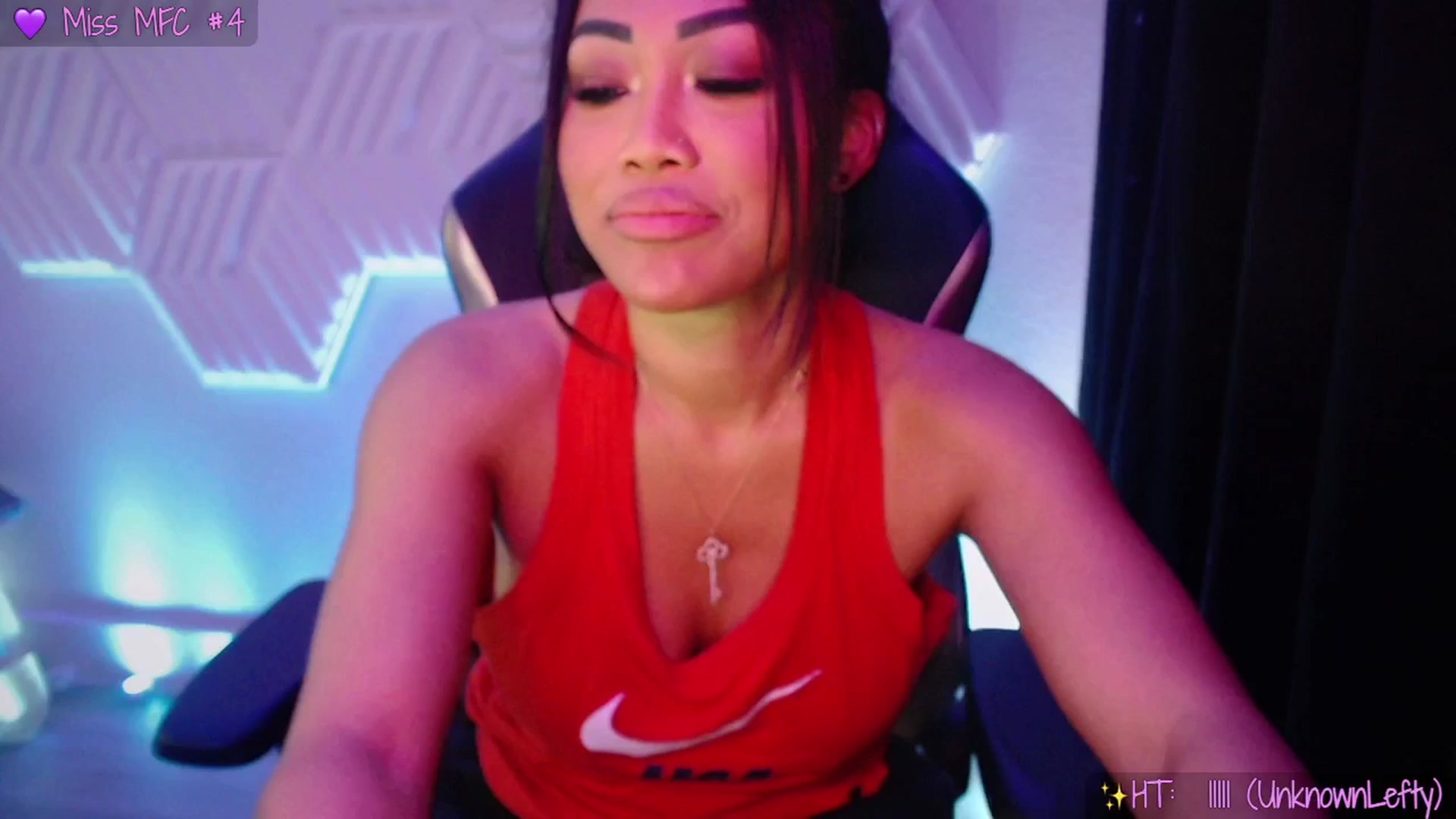 Gallery image thumbnail from SinCityVEE's myfreecams stream on, 11/11/2025, 15:16 image 5 of 20
