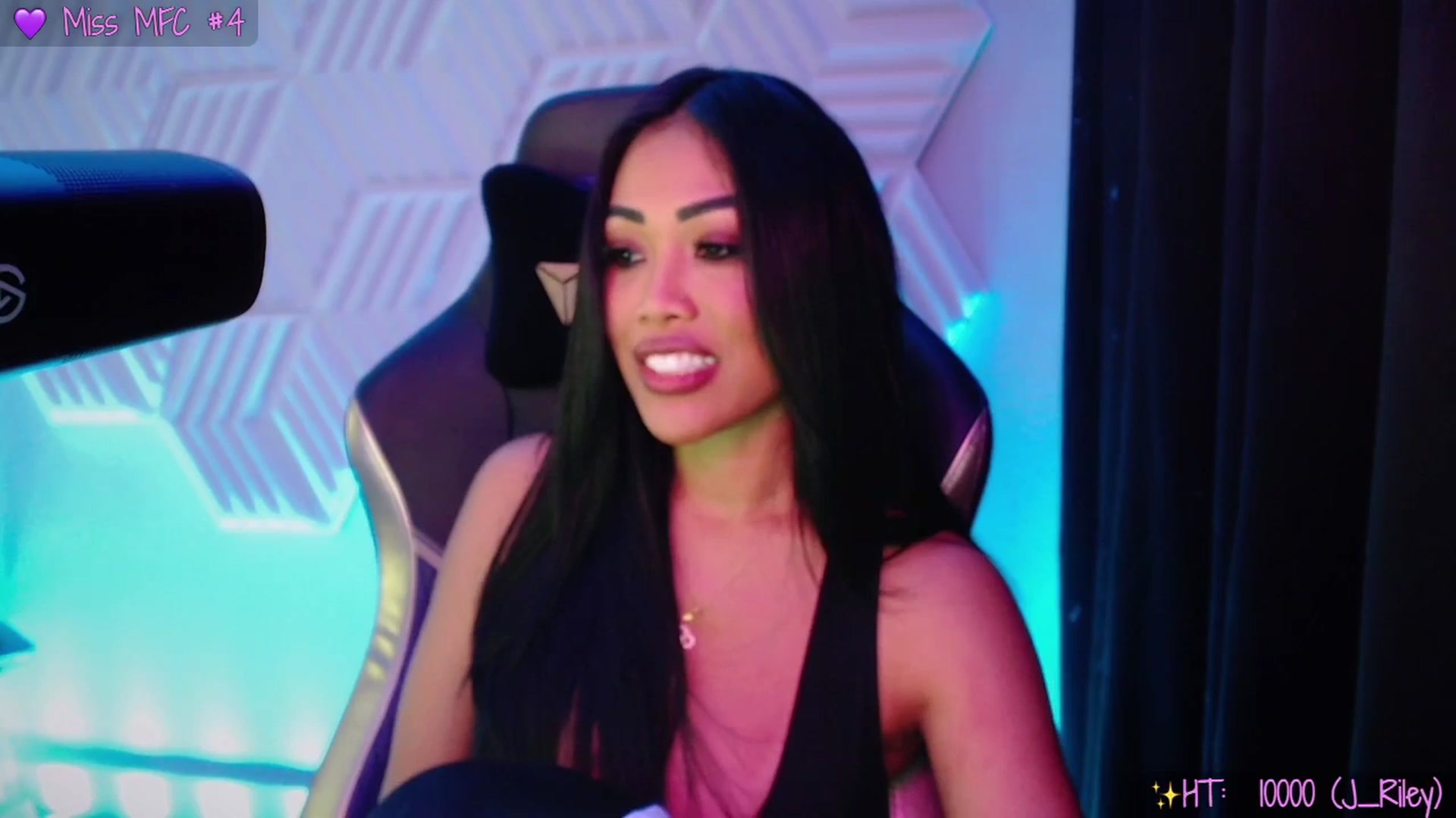Gallery image thumbnail from SinCityVEE's myfreecams stream on, 11/15/2025, 14:36 image 2 of 20