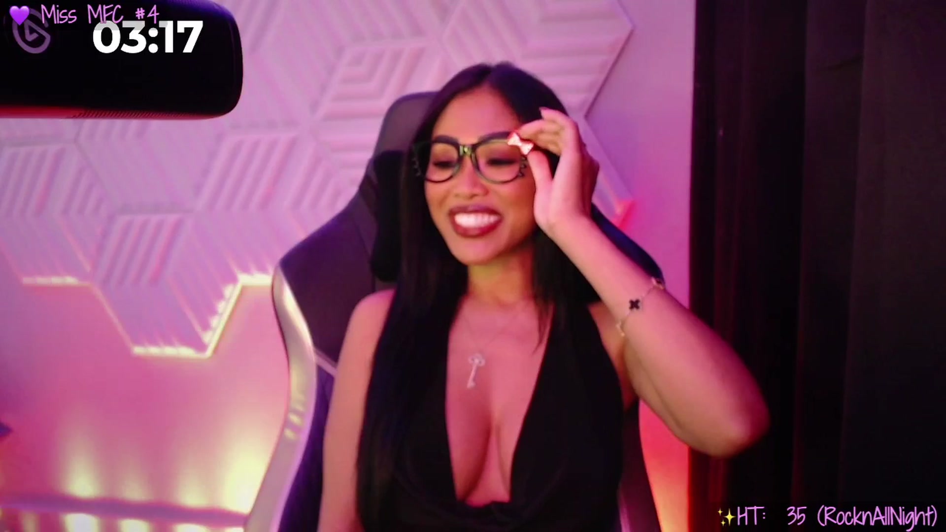 Gallery image thumbnail from SinCityVEE's myfreecams stream on, 11/17/2025, 08:29 image 13 of 20