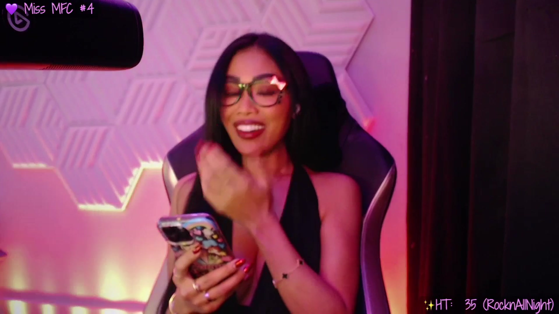 Gallery image thumbnail from SinCityVEE's myfreecams stream on, 11/17/2025, 08:29 image 10 of 20