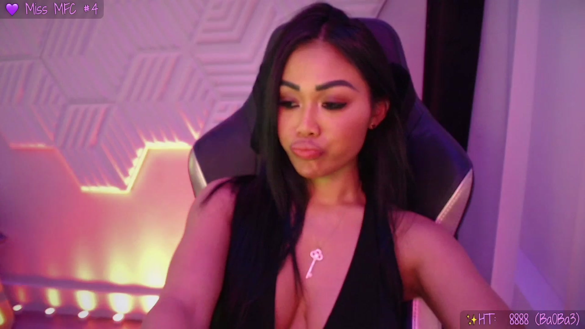 Gallery image thumbnail from SinCityVEE's myfreecams stream on, 11/17/2025, 12:46 image 20 of 20