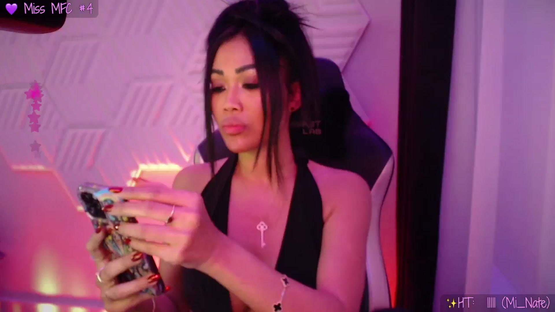 Gallery image thumbnail from SinCityVEE's myfreecams stream on, 11/17/2025, 13:30 image 11 of 20