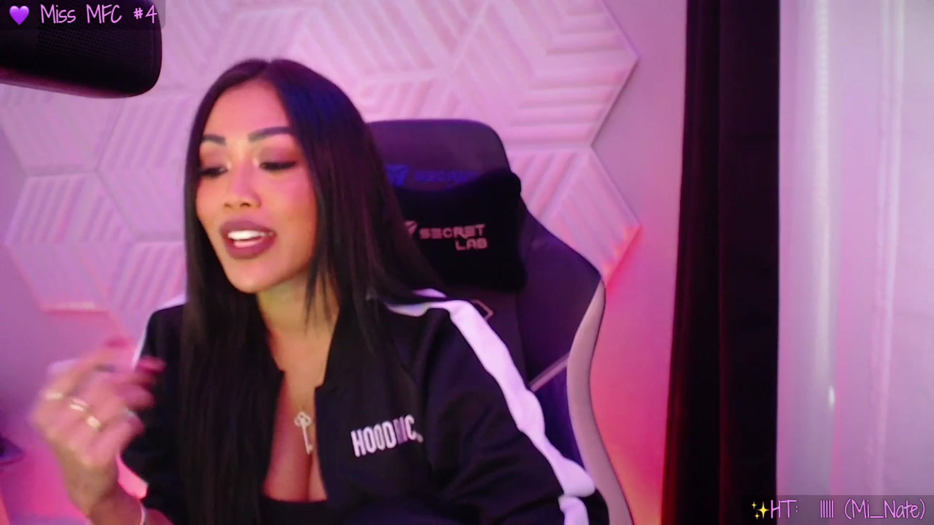 Gallery image thumbnail from SinCityVEE's myfreecams stream on, 11/17/2025, 17:51 image 4 of 20