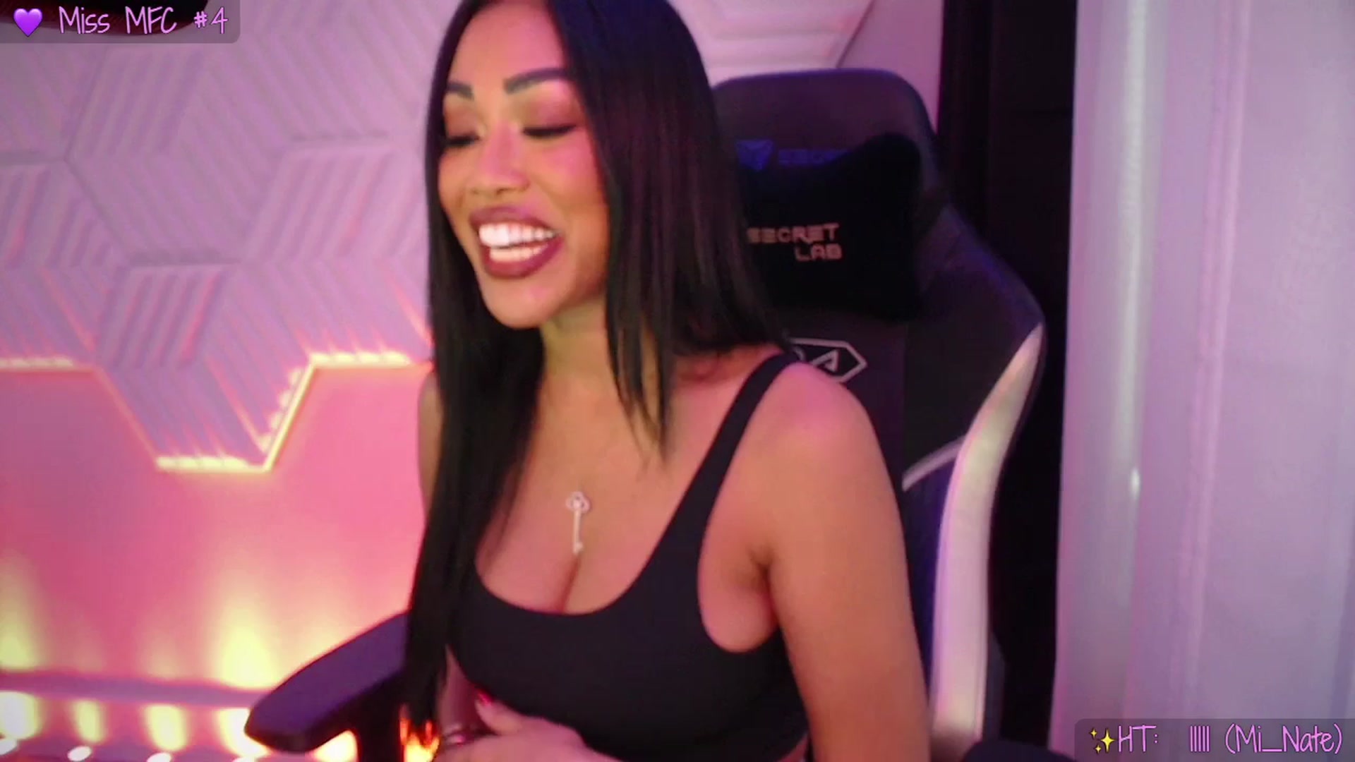 Gallery image thumbnail from SinCityVEE's myfreecams stream on, 11/17/2025, 17:51 image 14 of 20