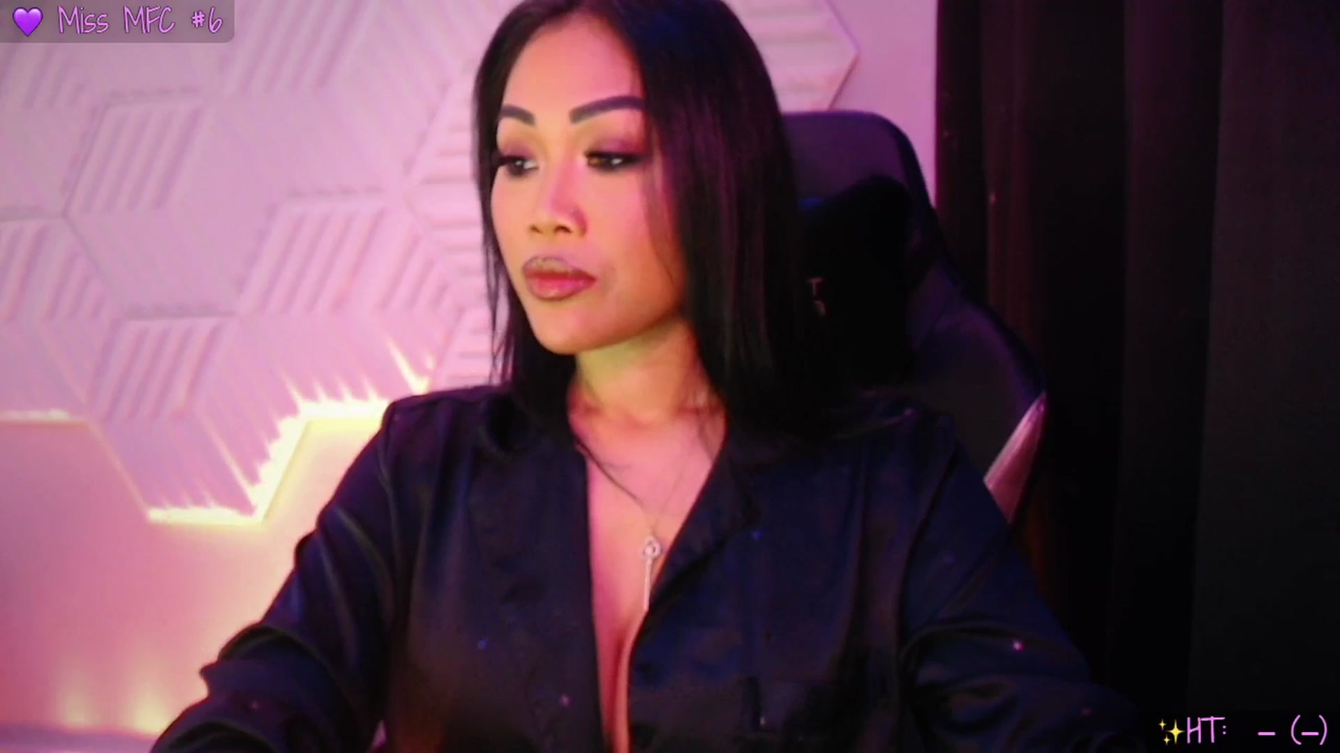 Gallery image thumbnail from SinCityVEE's myfreecams stream on, 11/21/2025, 08:26 image 9 of 20