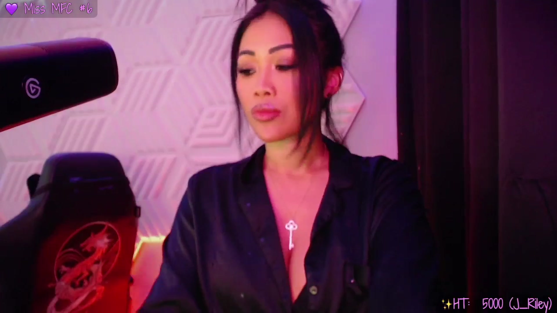 Gallery image thumbnail from SinCityVEE's myfreecams stream on, 11/21/2025, 10:58 image 11 of 20