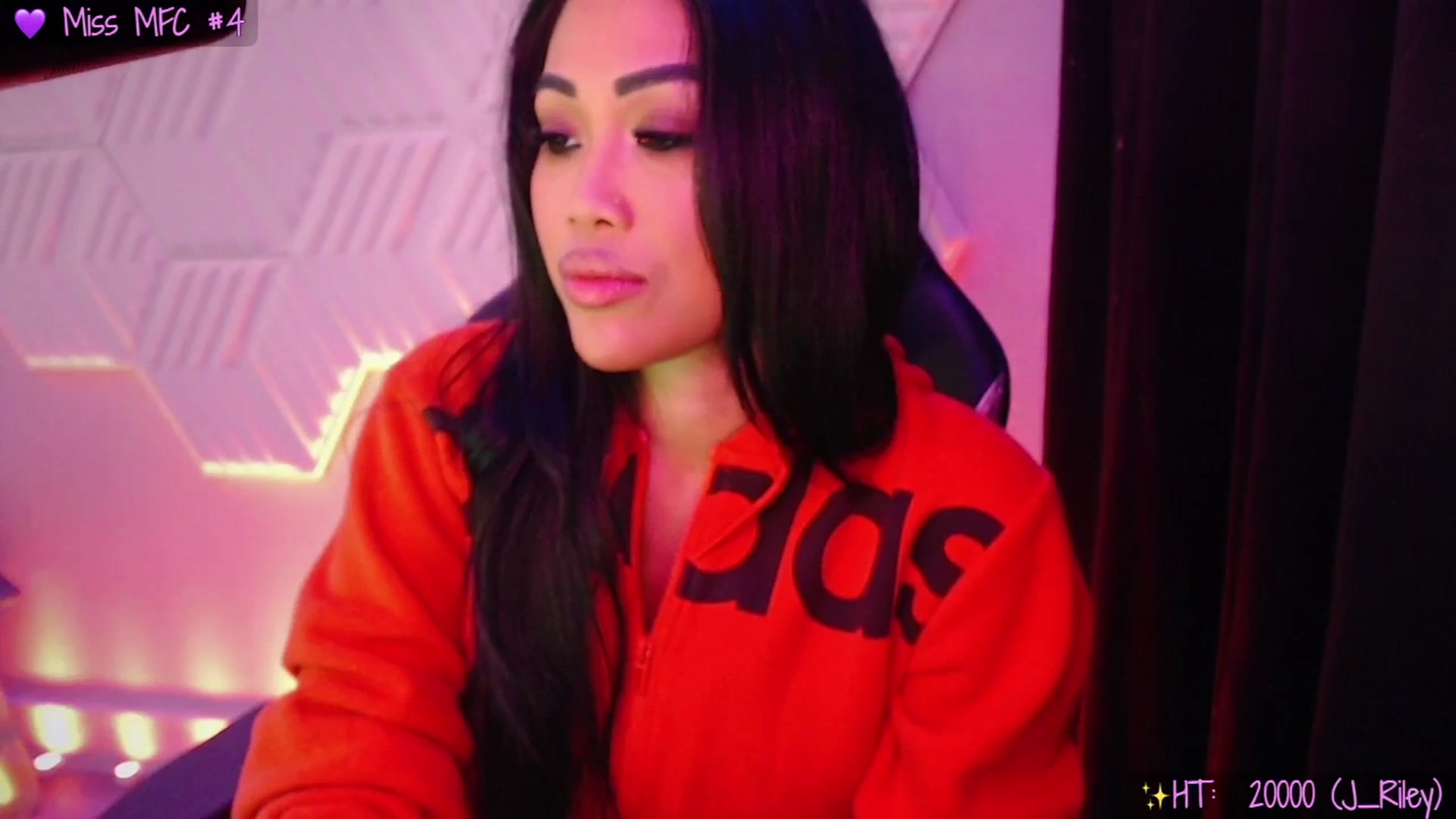 Gallery image thumbnail from SinCityVEE's myfreecams stream on, 11/21/2025, 12:59 image 6 of 20