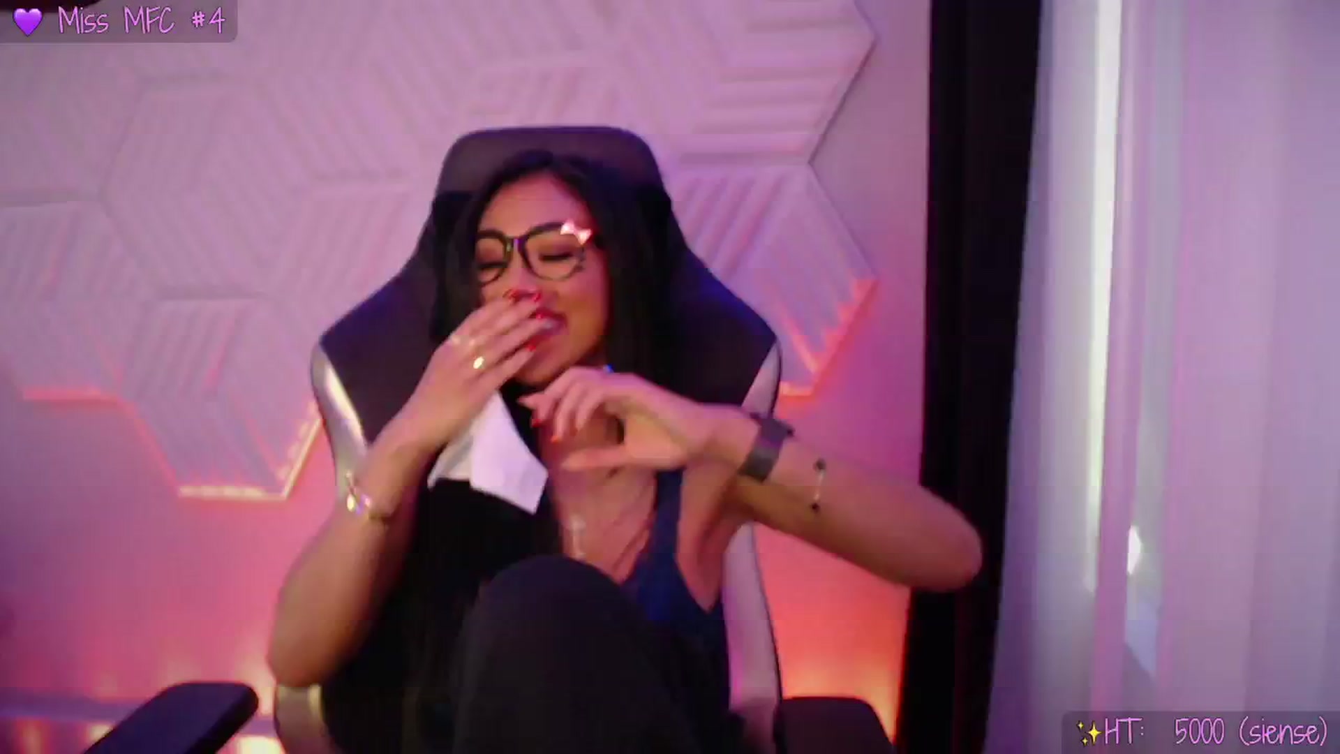 Gallery image thumbnail from SinCityVEE's myfreecams stream on, 11/22/2025, 17:45 image 12 of 20