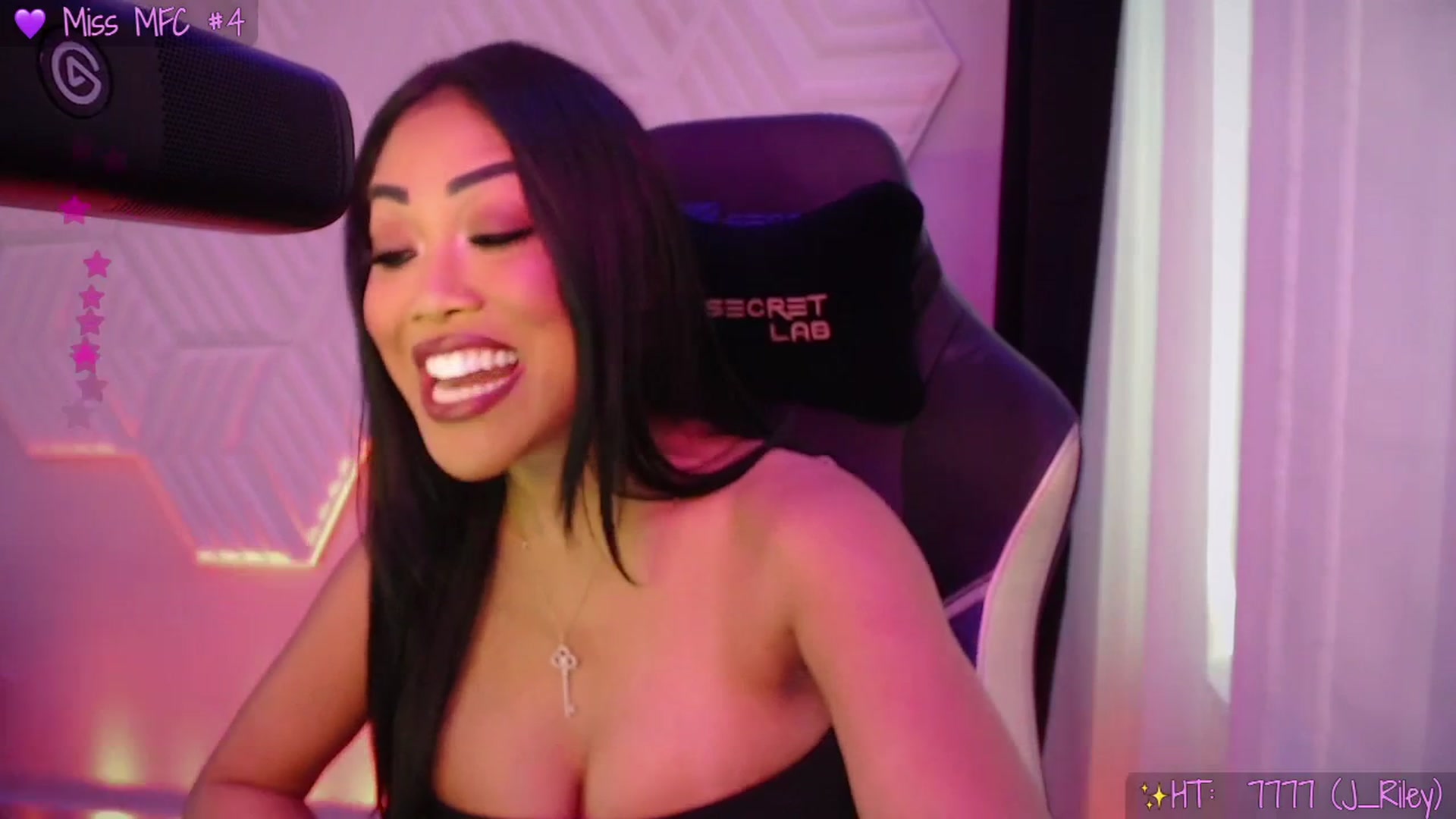 Gallery image thumbnail from SinCityVEE's myfreecams stream on, 11/23/2025, 19:27 image 6 of 20