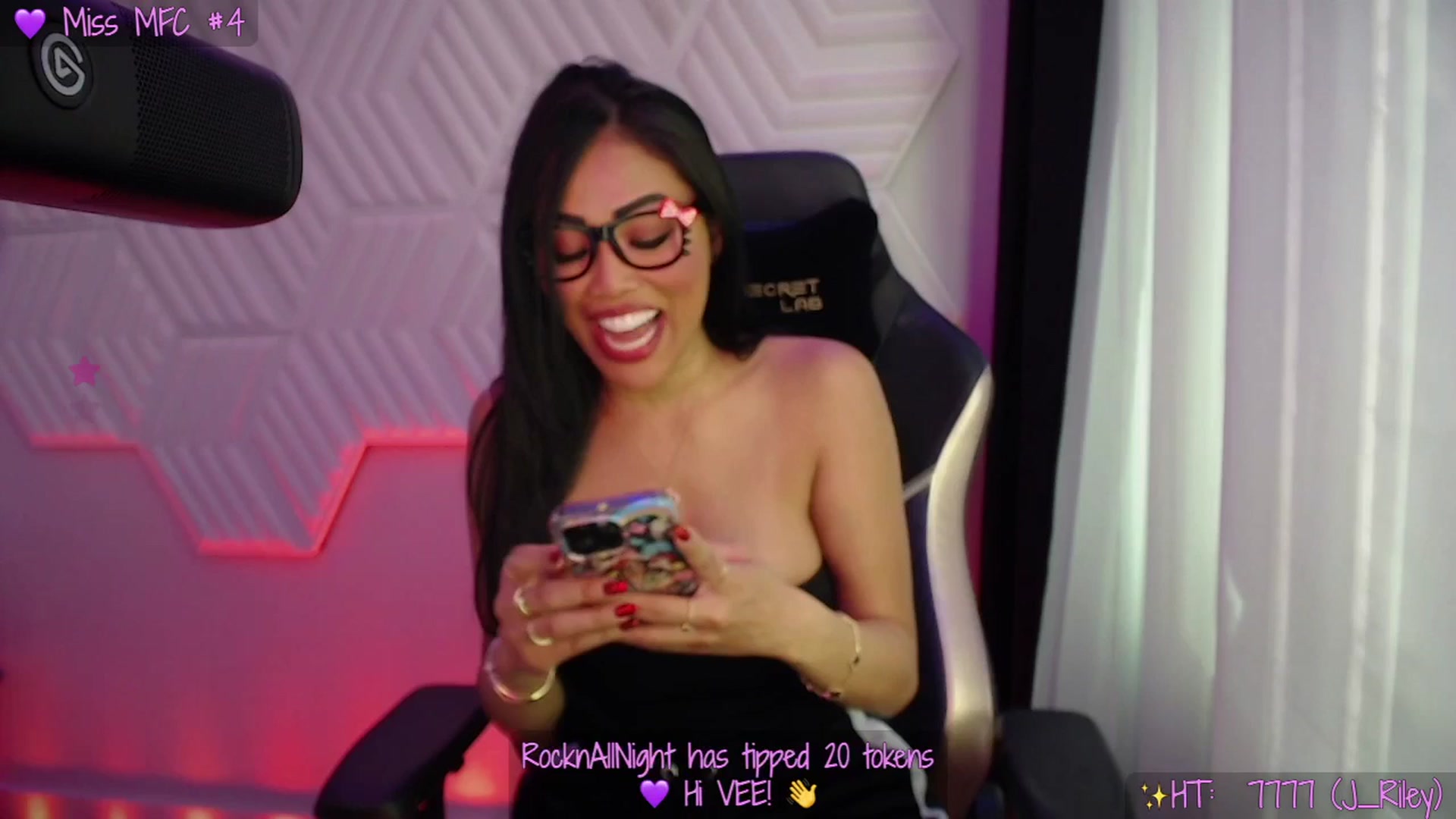 Gallery image thumbnail from SinCityVEE's myfreecams stream on, 11/23/2025, 20:41 image 1 of 20