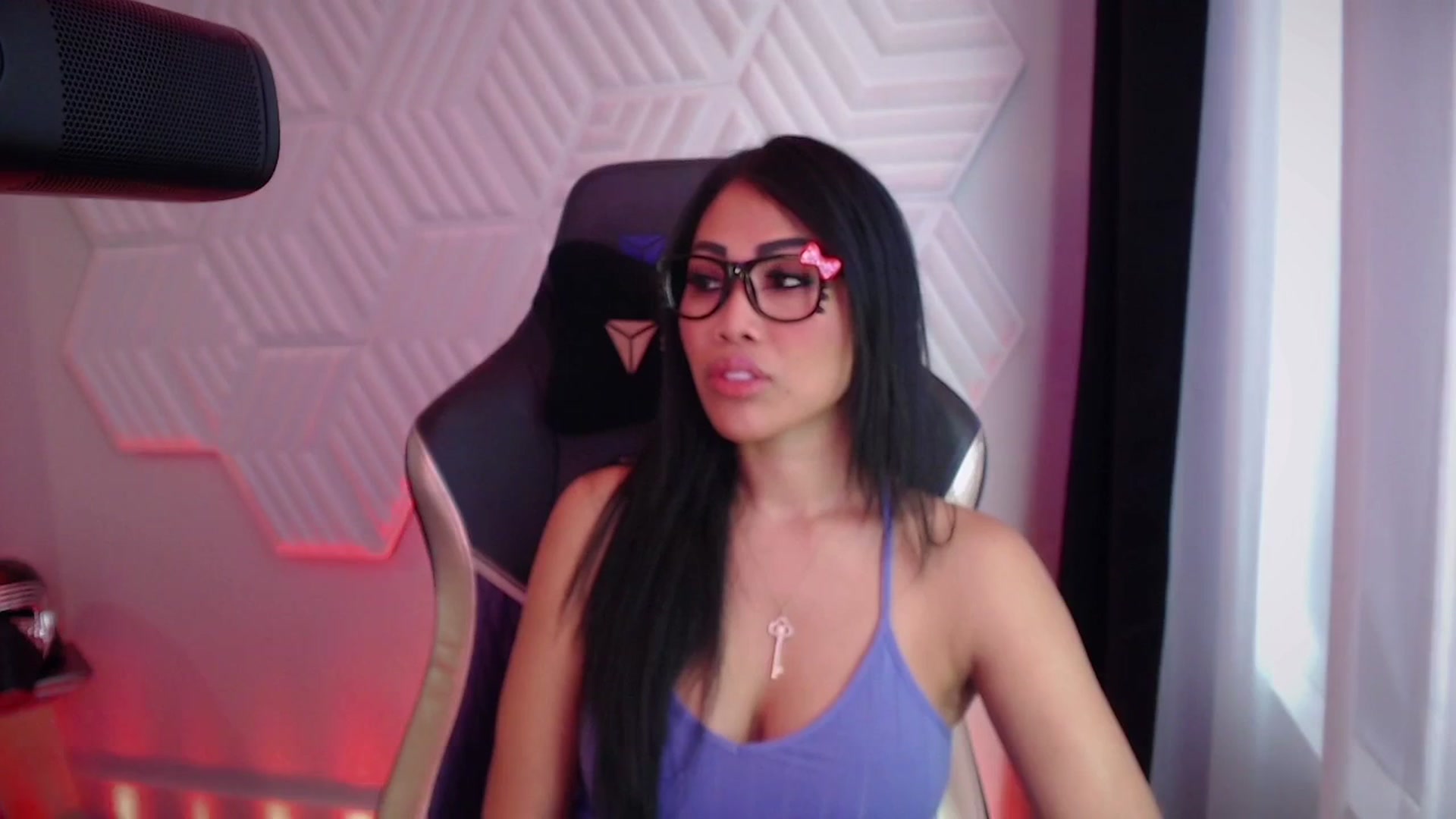 Gallery image thumbnail from SinCityVEE's myfreecams stream on, 11/24/2025, 21:19 image 10 of 20