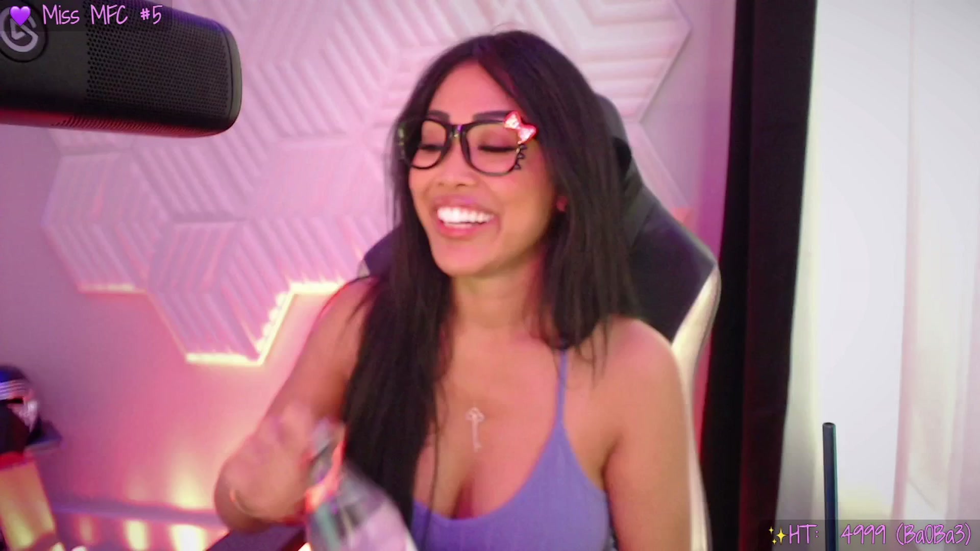 Gallery image thumbnail from SinCityVEE's myfreecams stream on, 11/25/2025, 09:16 image 6 of 20