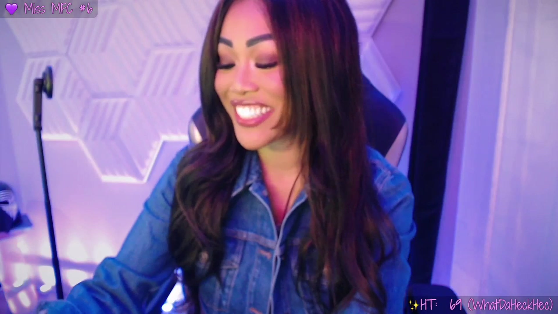 Gallery image thumbnail from SinCityVEE's myfreecams stream on, 11/30/2025, 12:01 image 3 of 20
