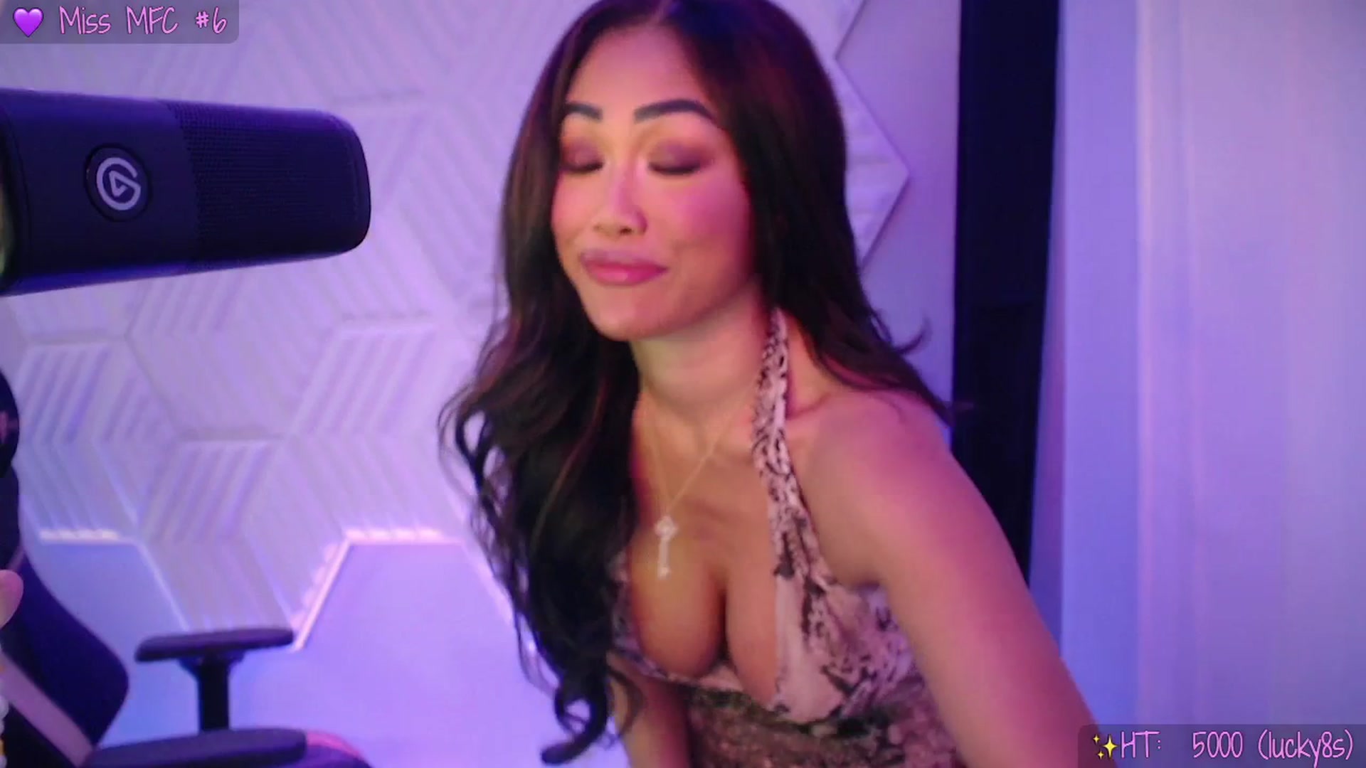 Gallery image thumbnail from SinCityVEE's myfreecams stream on, 11/30/2025, 12:01 image 7 of 20