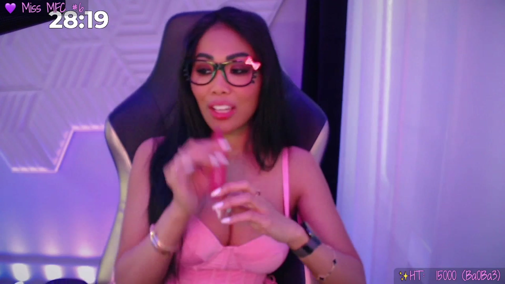 Gallery image thumbnail from SinCityVEE's myfreecams stream on, 12/01/2025, 24:00 image 6 of 20