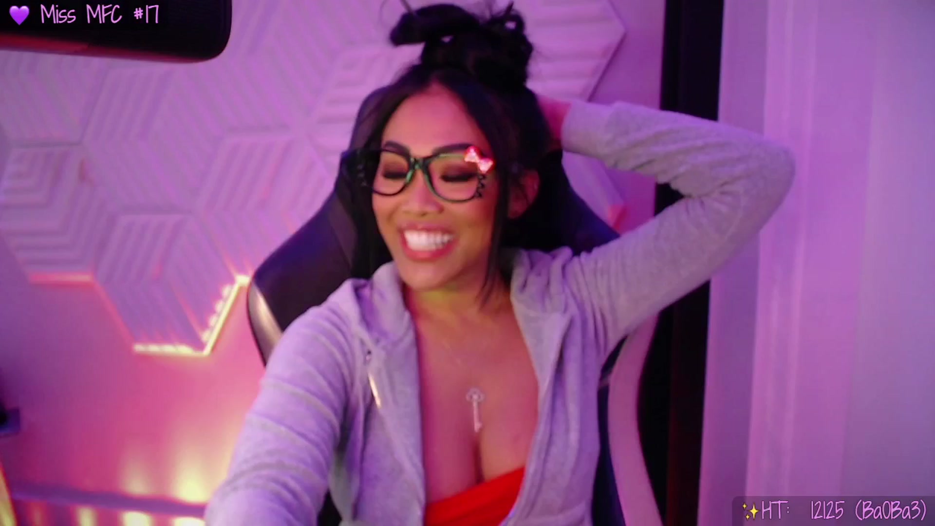 Gallery image thumbnail from SinCityVEE's myfreecams stream on, 12/03/2025, 10:20 image 12 of 20