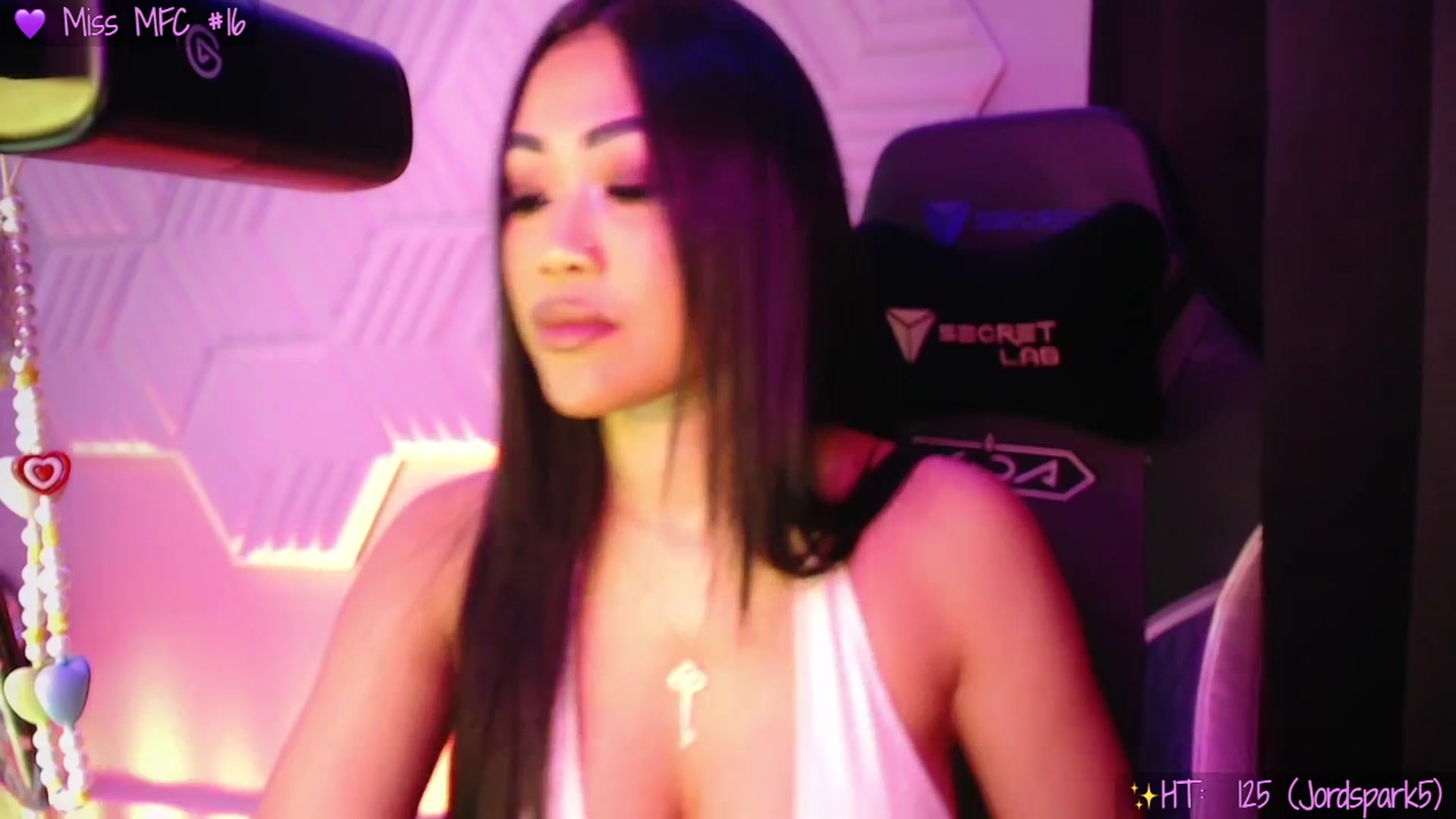 Gallery image thumbnail from SinCityVEE's myfreecams stream on, 12/07/2025, 09:29 image 4 of 20