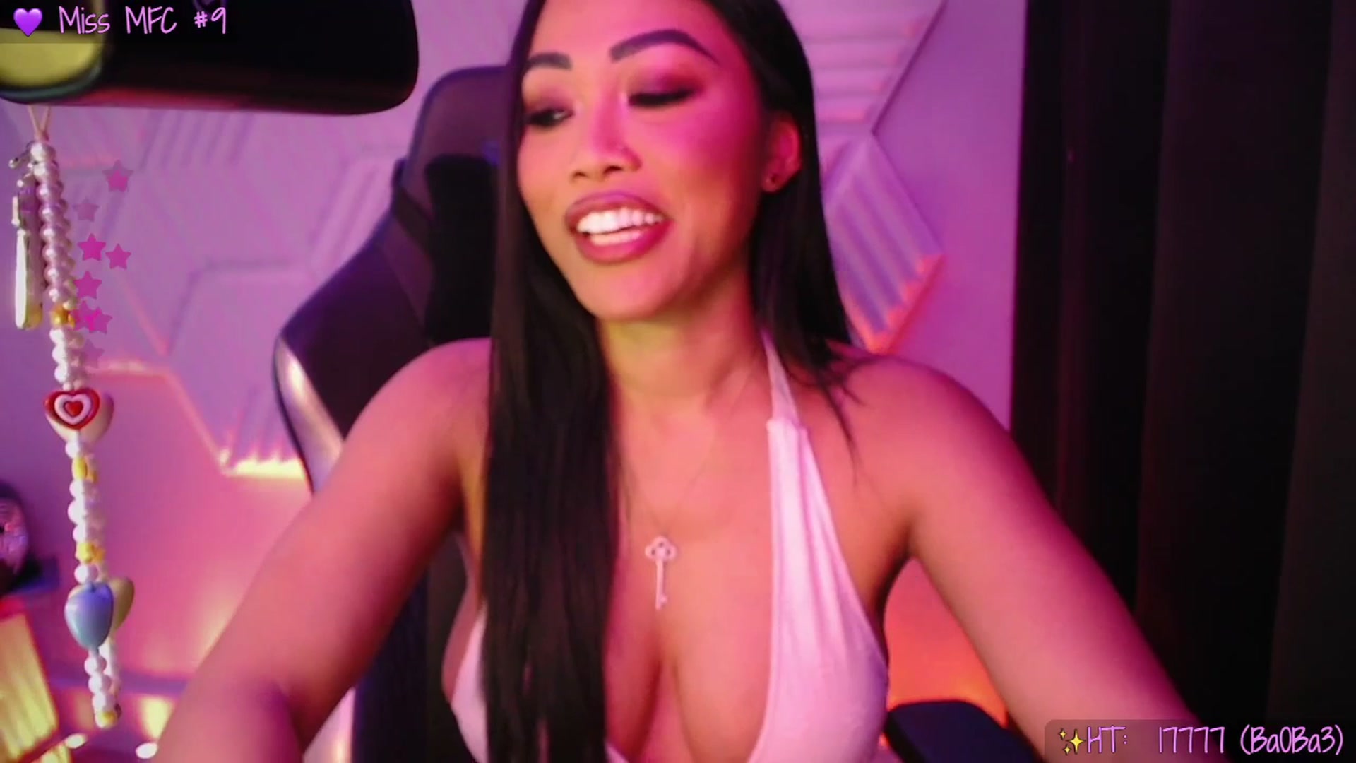 Gallery image thumbnail from SinCityVEE's myfreecams stream on, 12/07/2025, 09:29 image 11 of 20