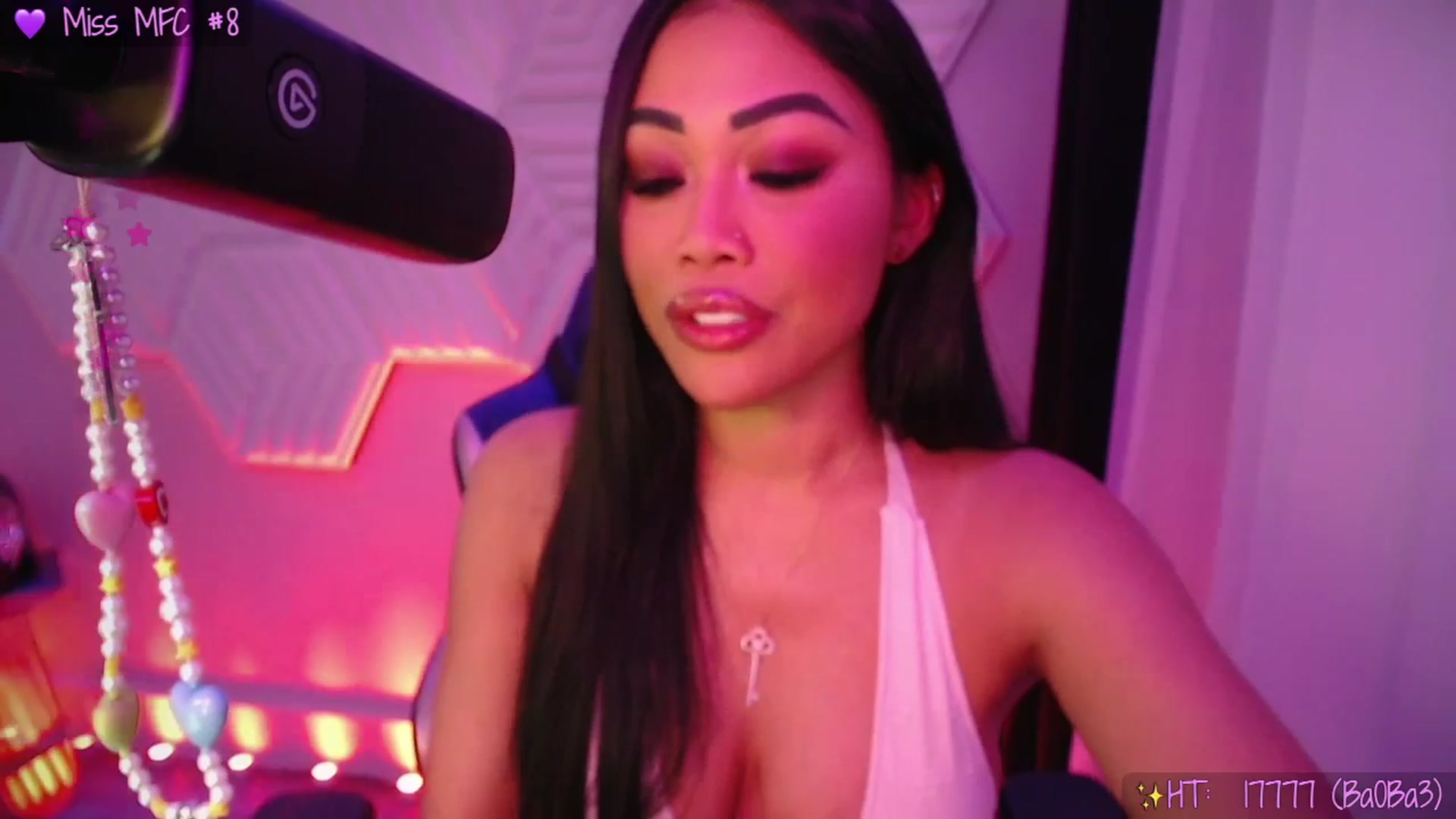 Gallery image thumbnail from SinCityVEE's myfreecams stream on, 12/07/2025, 09:29 image 17 of 20