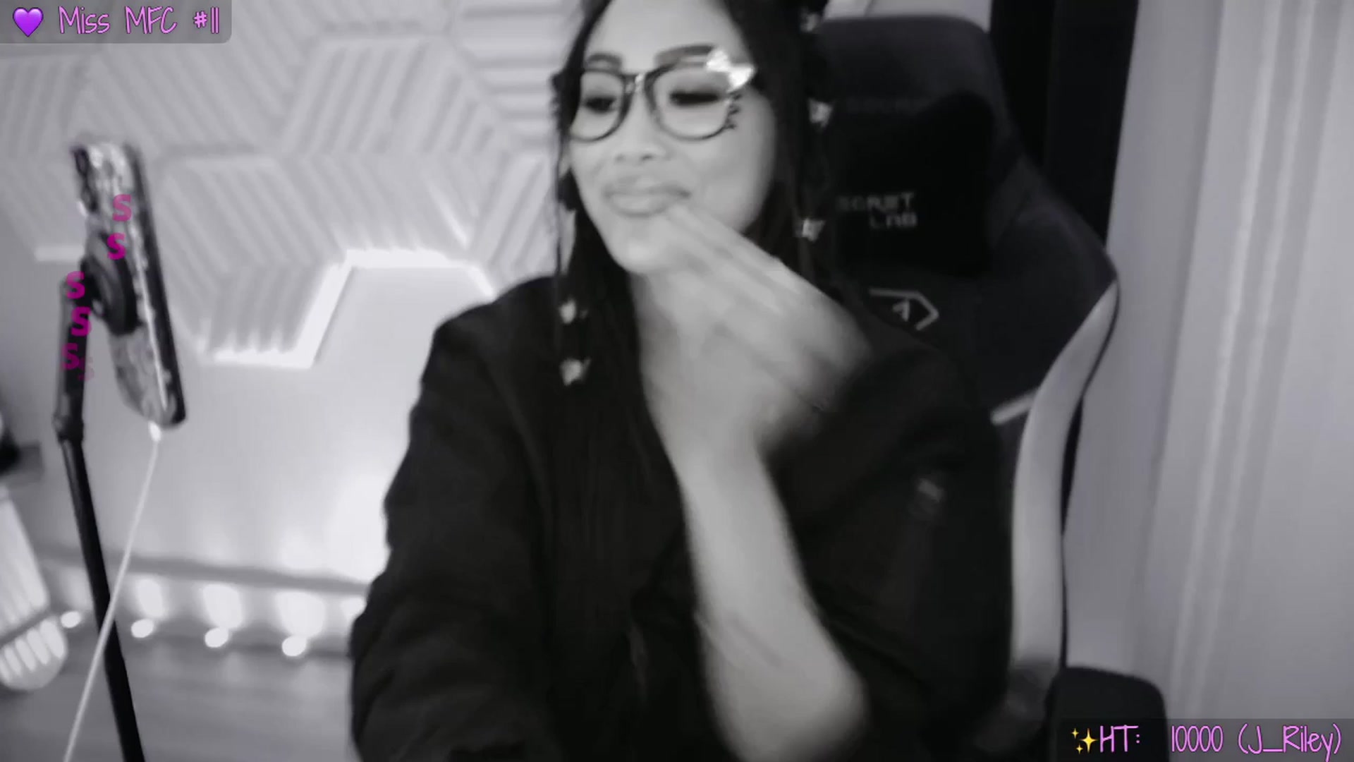 Gallery image thumbnail from SinCityVEE's myfreecams stream on, 12/11/2025, 09:26 image 11 of 20