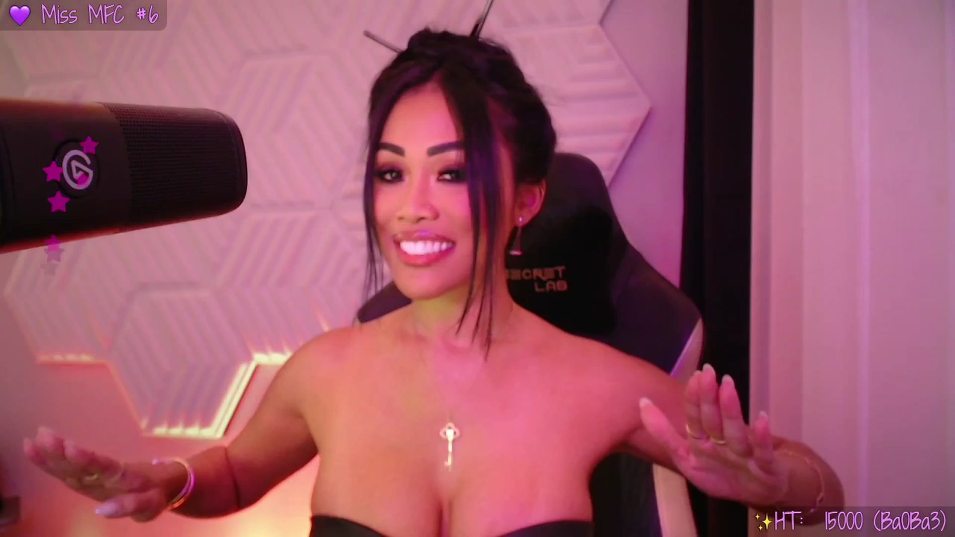 Gallery image thumbnail from SinCityVEE's myfreecams stream on, 12/16/2025, 08:07 image 14 of 20