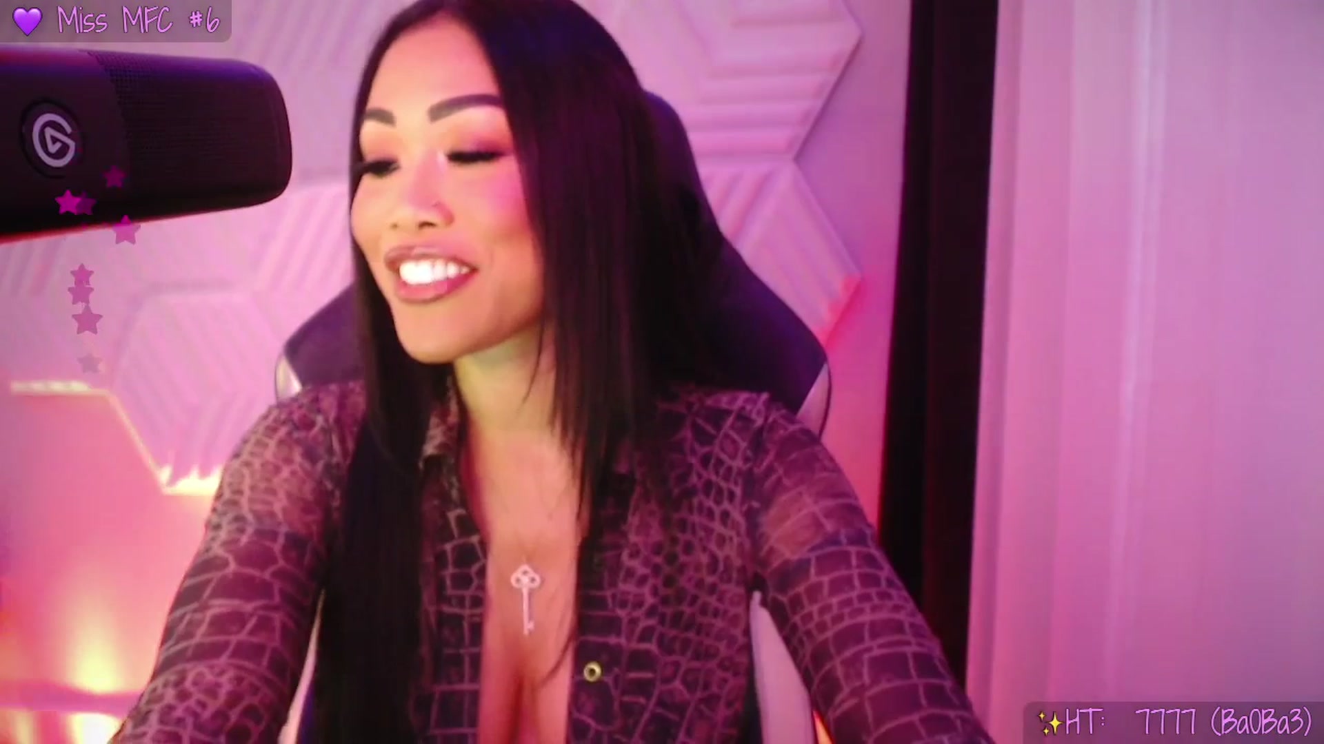 Gallery image thumbnail from SinCityVEE's myfreecams stream on, 12/19/2025, 07:47 image 8 of 20