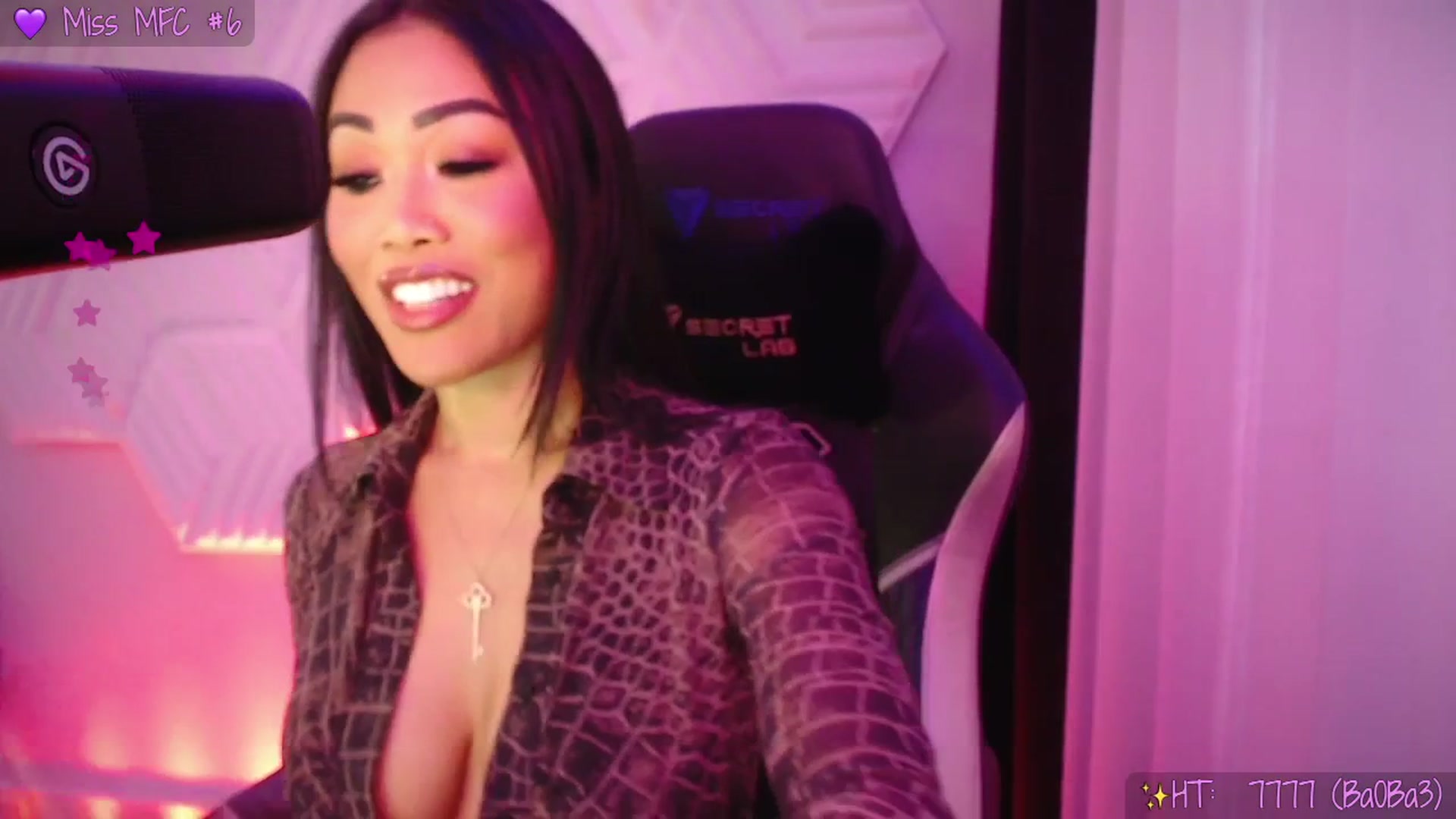 Gallery image thumbnail from SinCityVEE's myfreecams stream on, 12/19/2025, 07:47 image 11 of 20