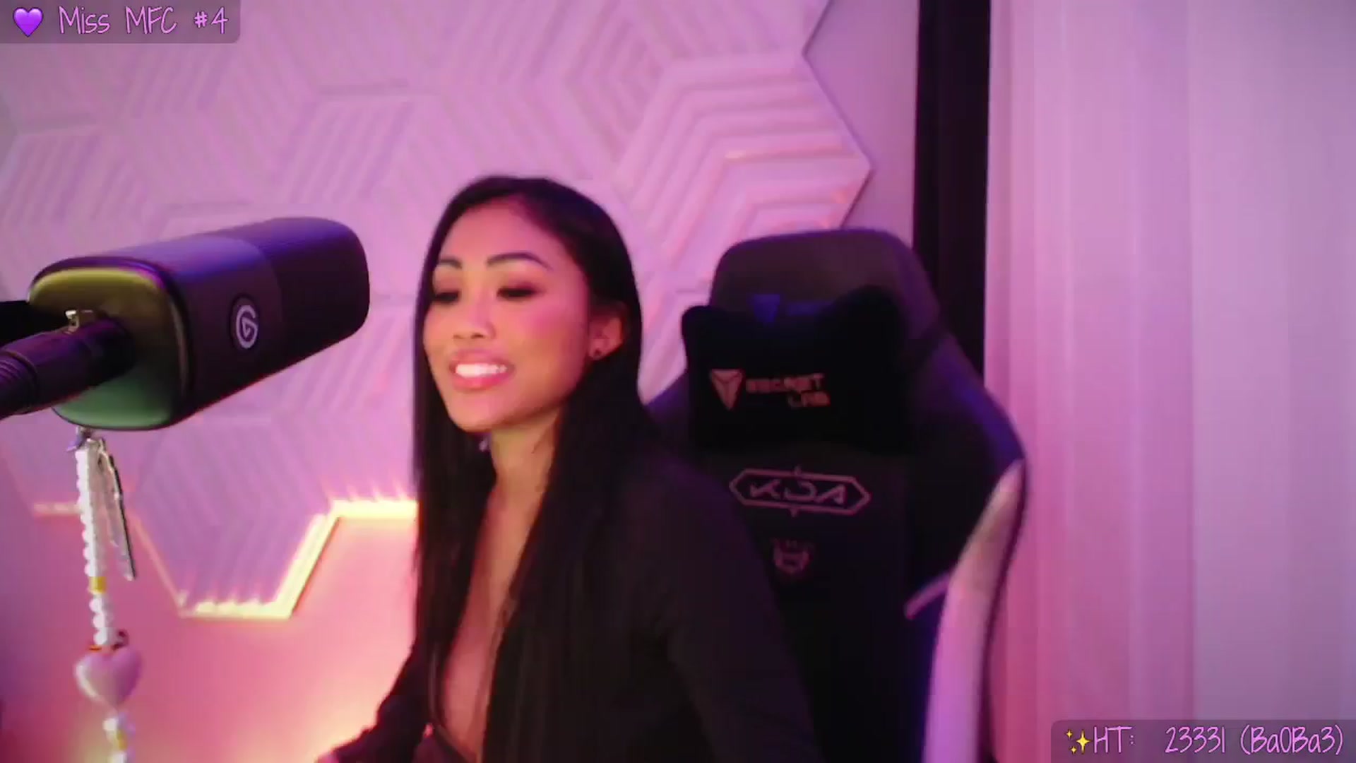 Gallery image thumbnail from SinCityVEE's myfreecams stream on, 12/20/2025, 14:32 image 6 of 20