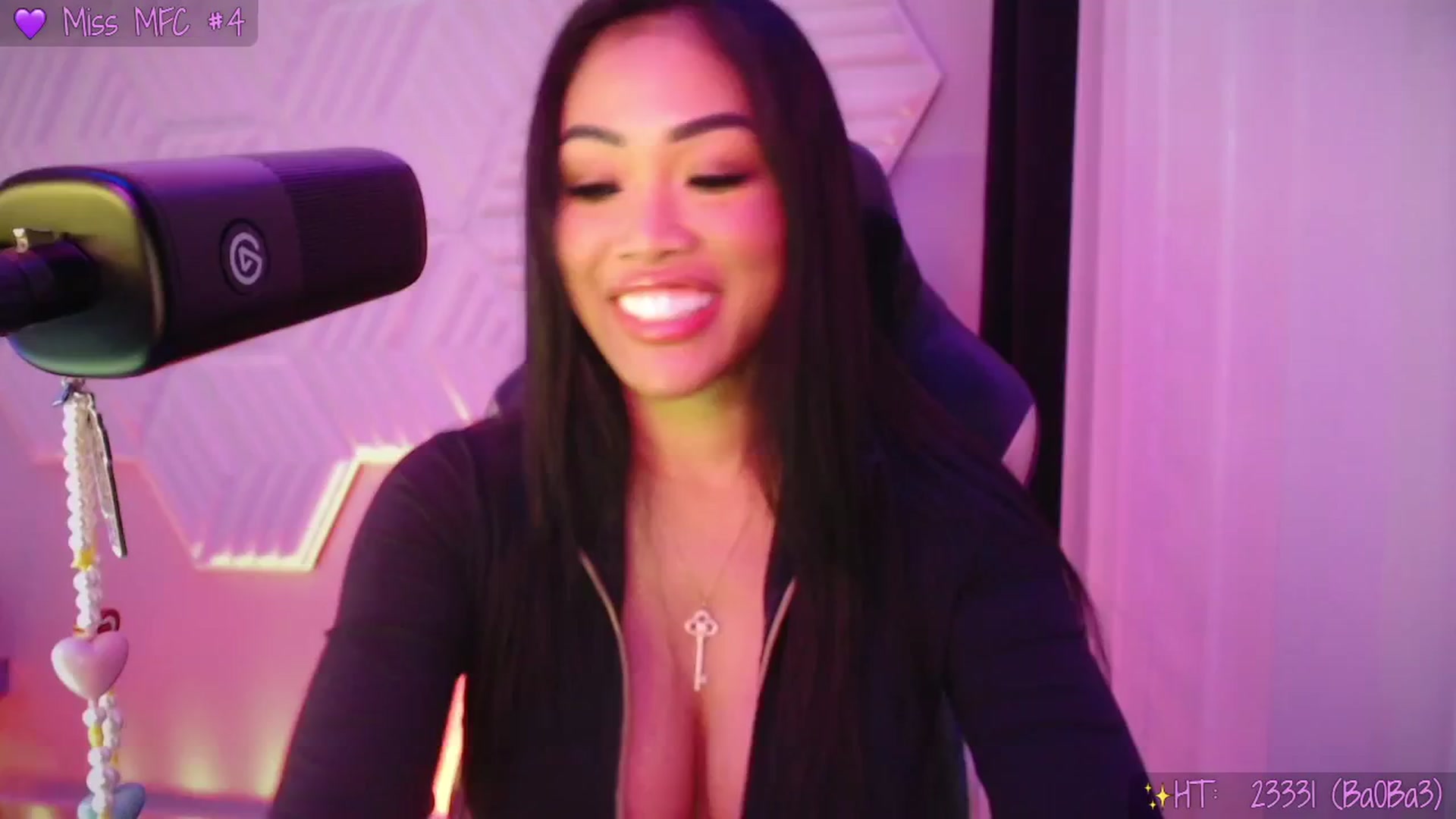 Gallery image thumbnail from SinCityVEE's myfreecams stream on, 12/20/2025, 14:32 image 5 of 20